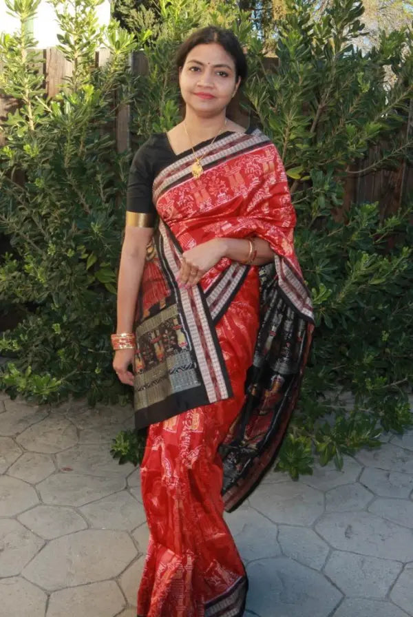 BigRayn’s National Award-Winning Astanayika Saree: A Celebration of Femininity and Artistry