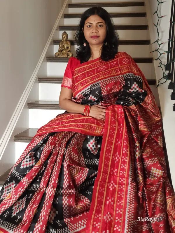 Passapalli 3D Black Maroon Khandua Silk Saree
