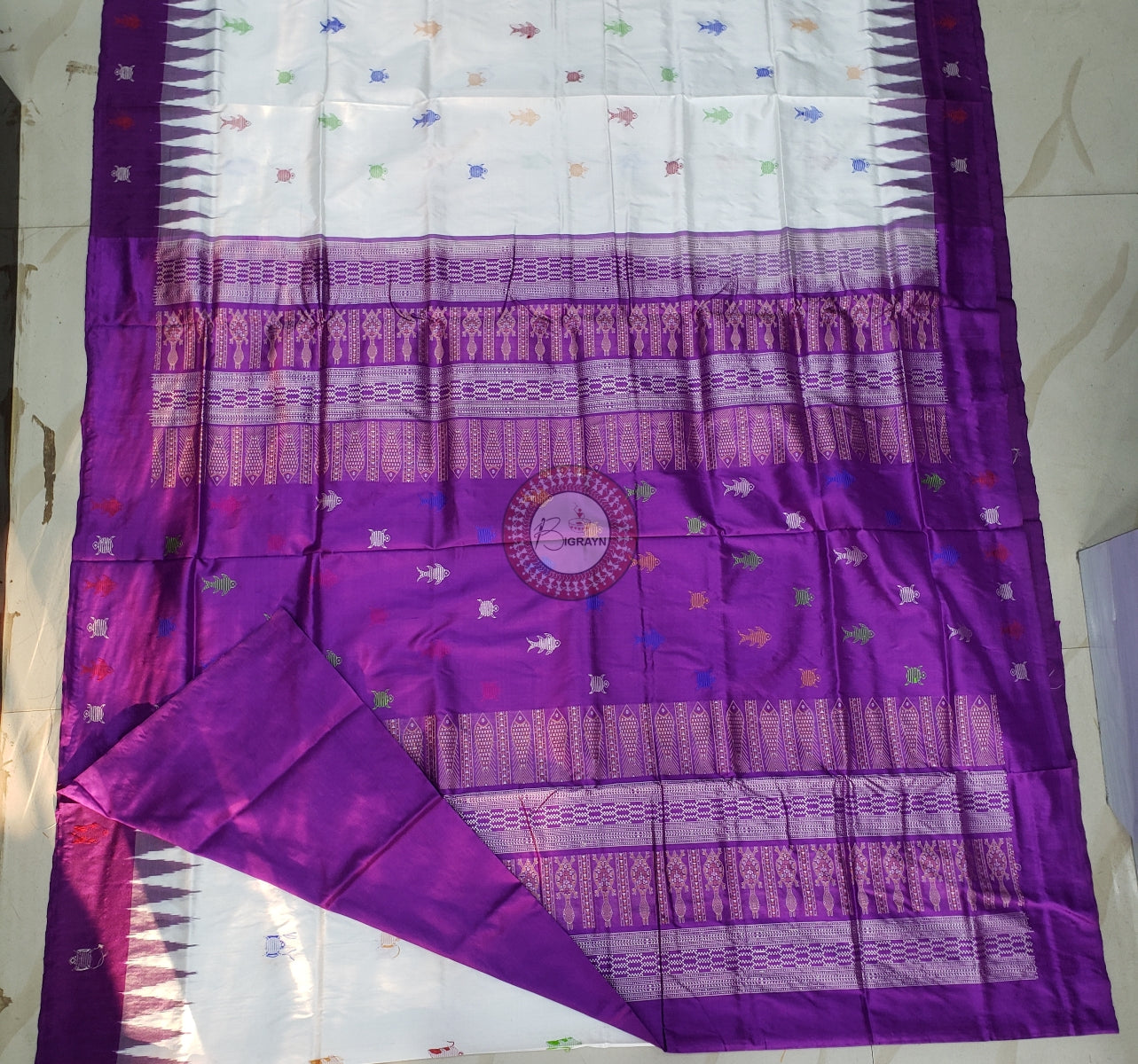 Mastya Kachhap White Violet Bomkai Silk Saree: Timeless Elegance and Vibrant Hues