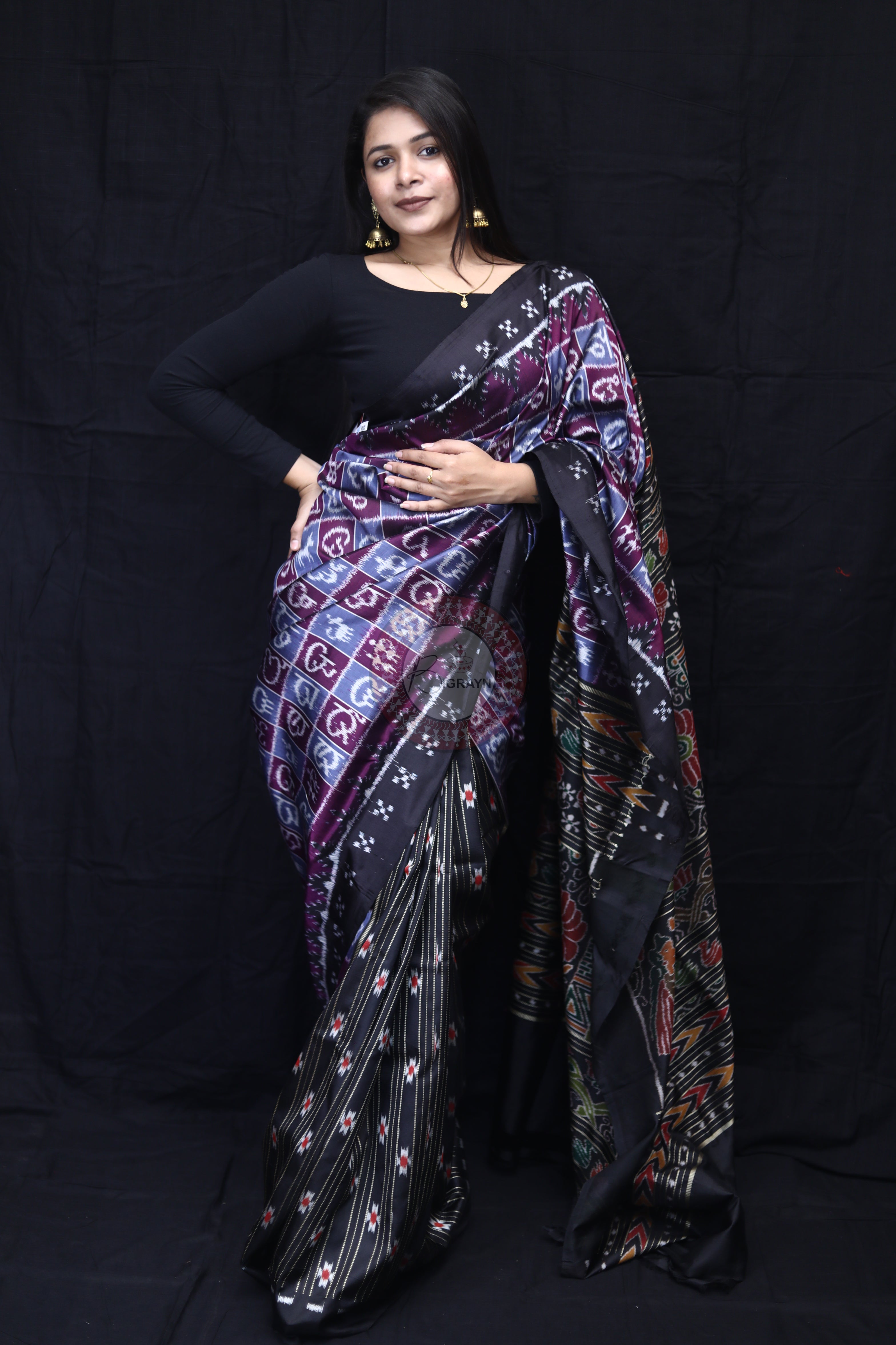Grey Purple Partly Alphabet Mulberry Silk Saree