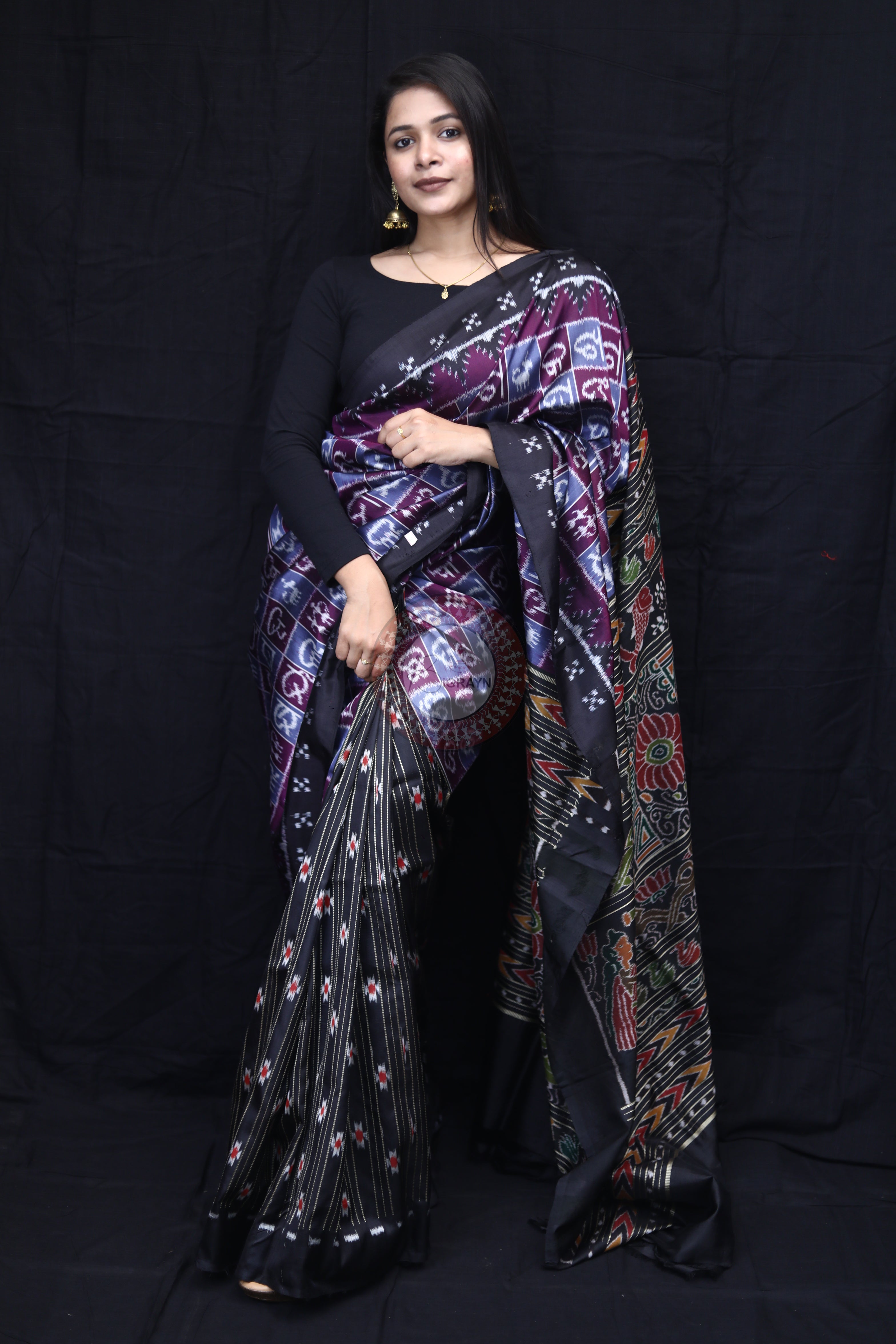 Grey Purple Partly Alphabet Mulberry Silk Saree
