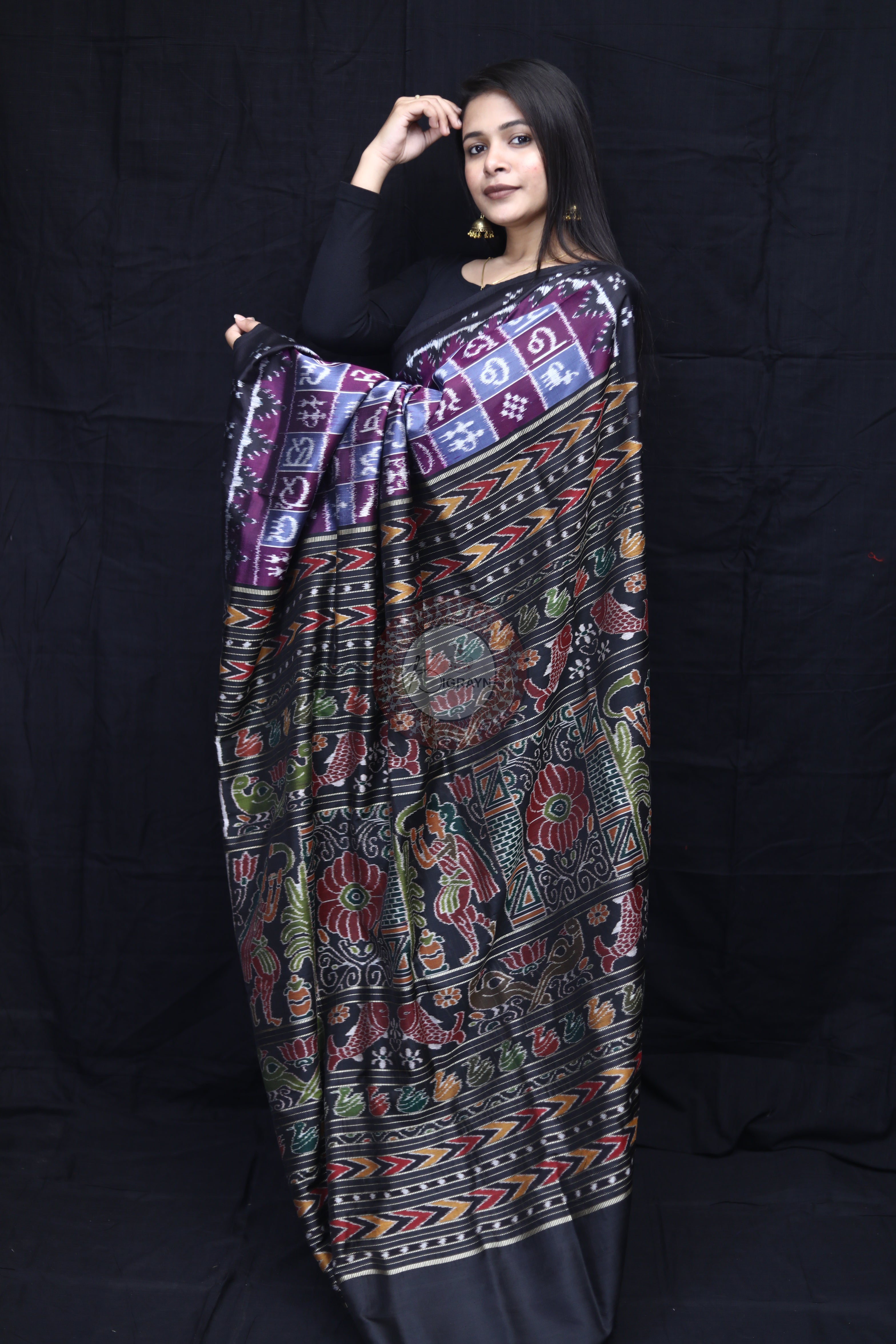 Grey Purple Partly Alphabet Mulberry Silk Saree