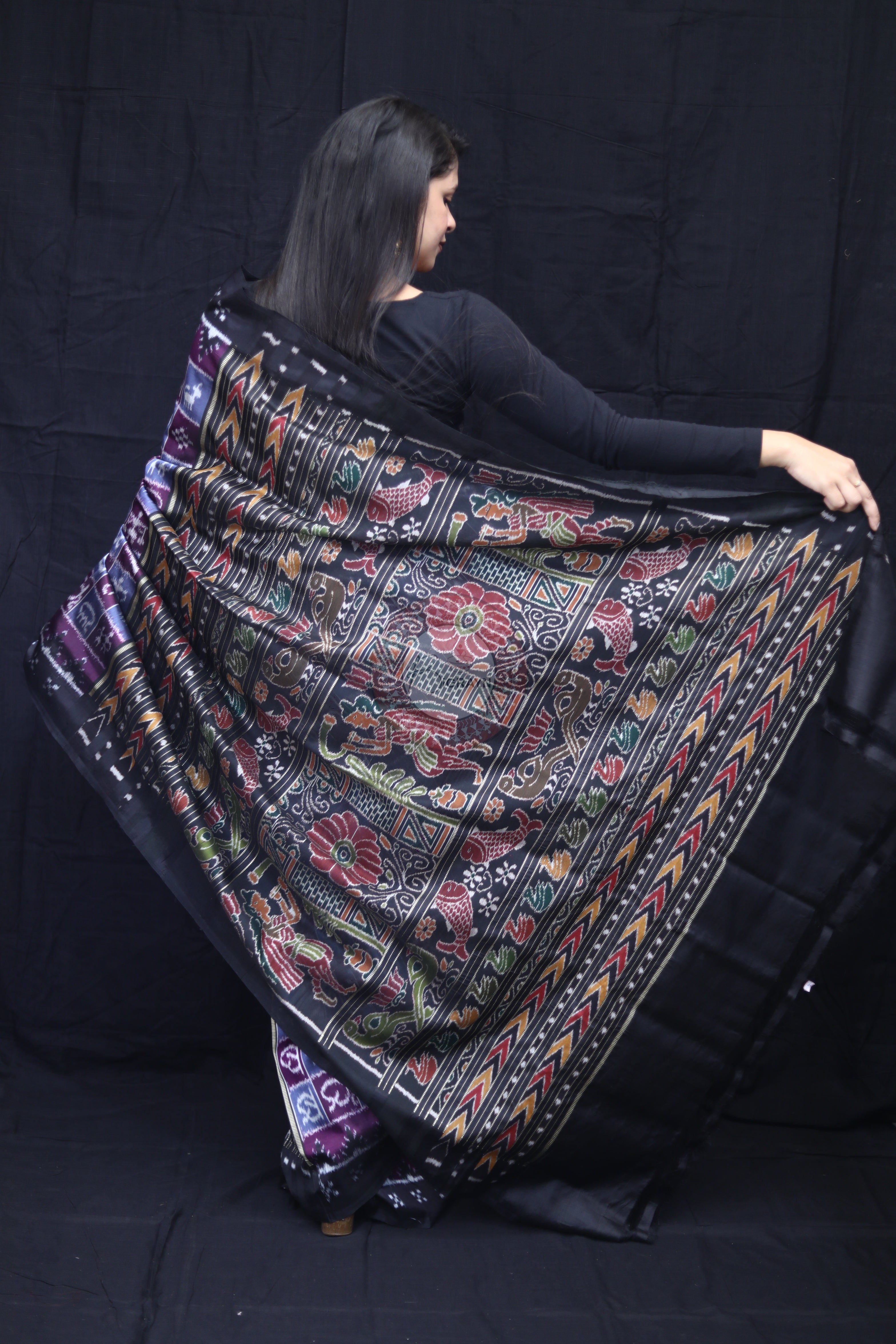Grey Purple Partly Alphabet Mulberry Silk Saree