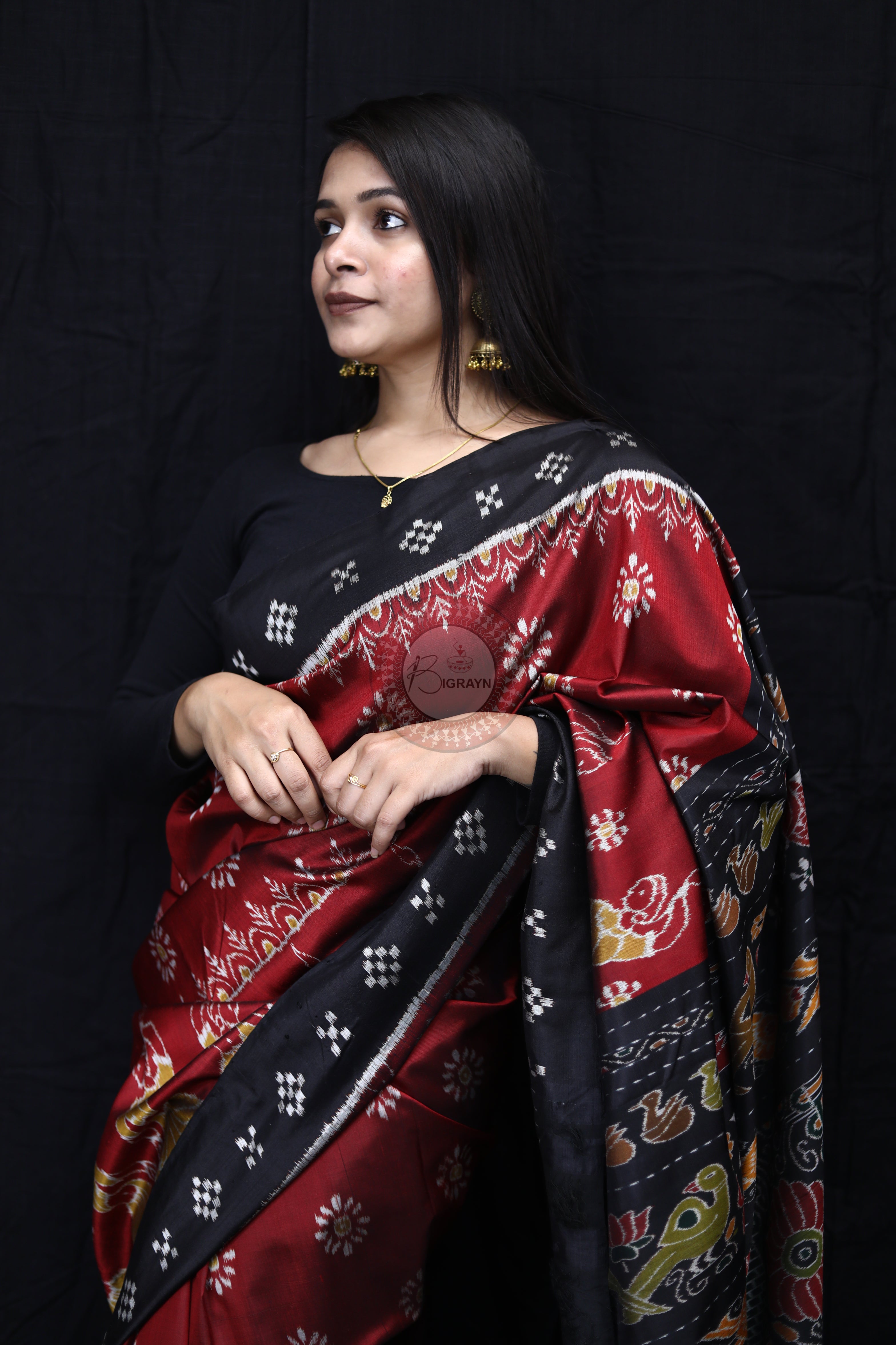 Maroon Black Dancers Scot Flower Mulberry Silk Saree