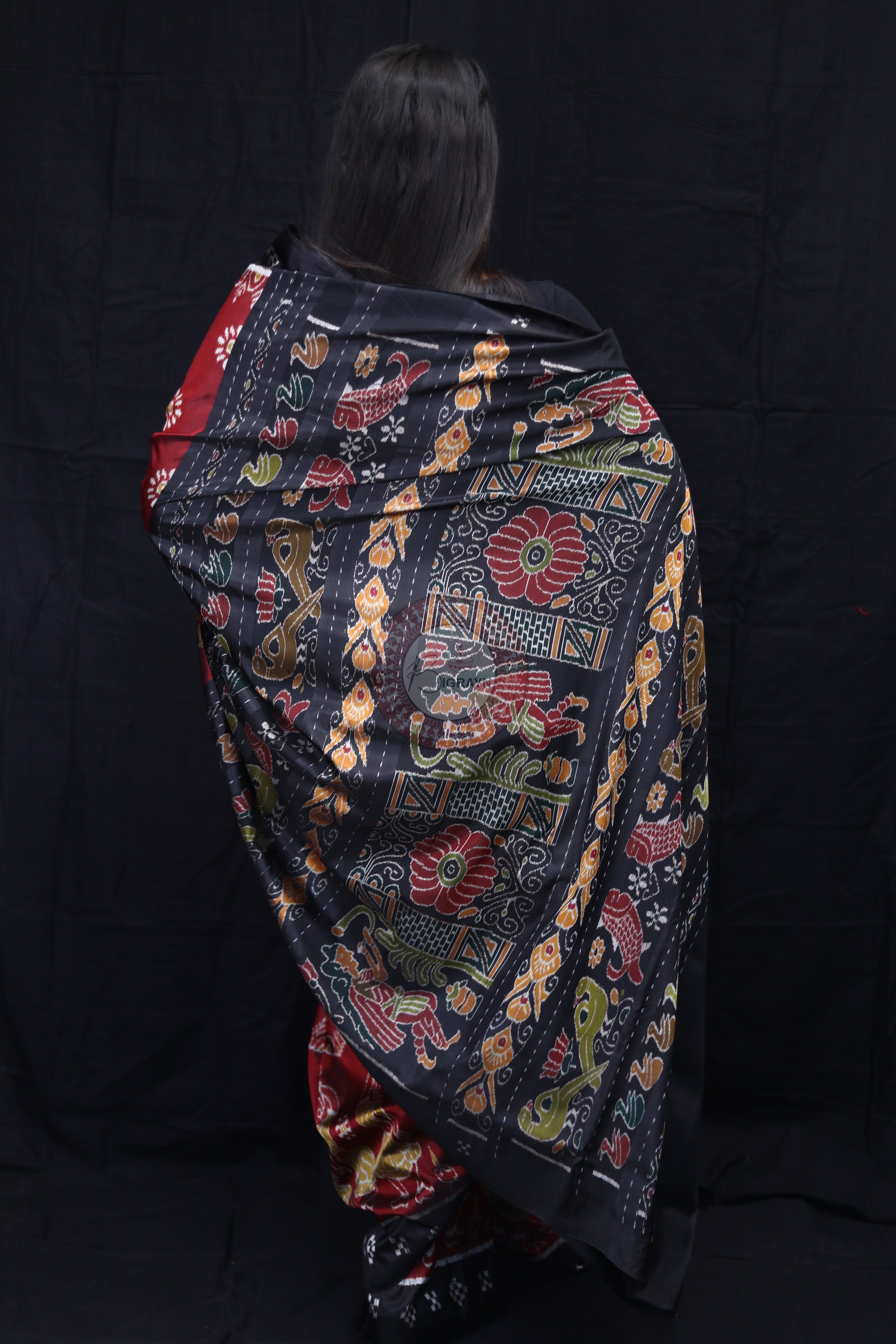 Maroon Black Dancers Scot Flower Mulberry Silk Saree