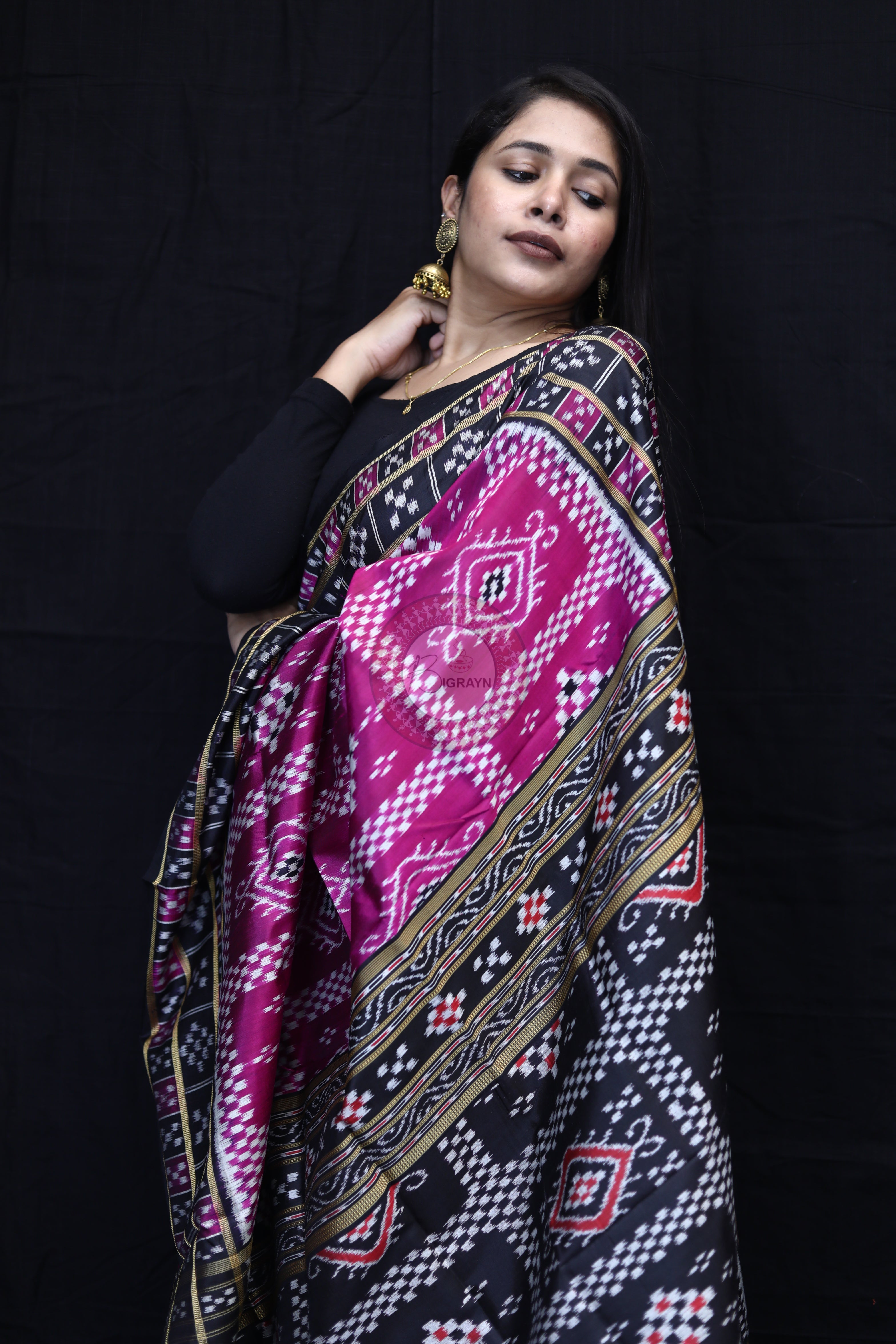 Magenta Black 3D Pasapali Mulberry Silk Saree