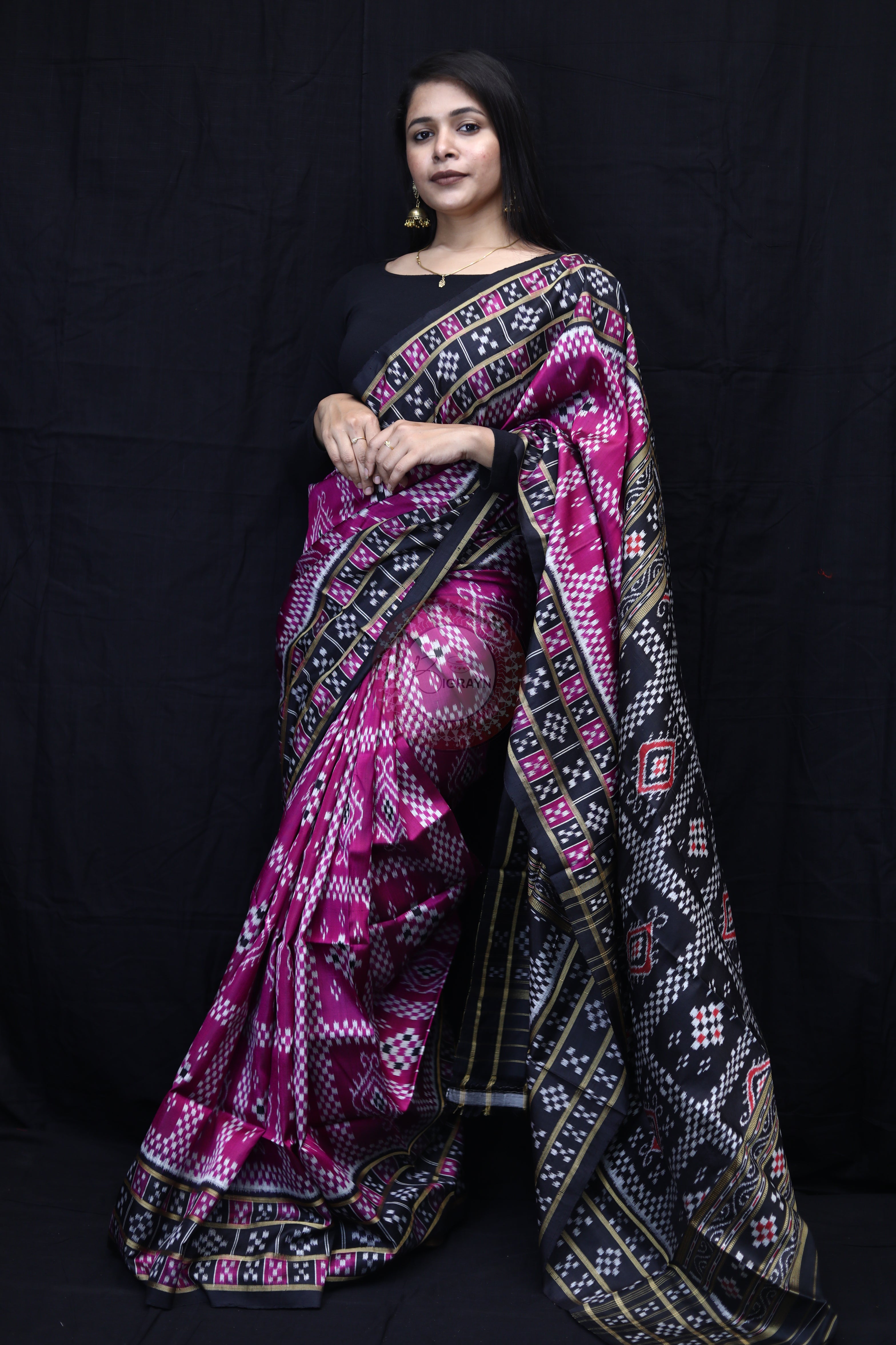 Magenta Black 3D Pasapali Mulberry Silk Saree