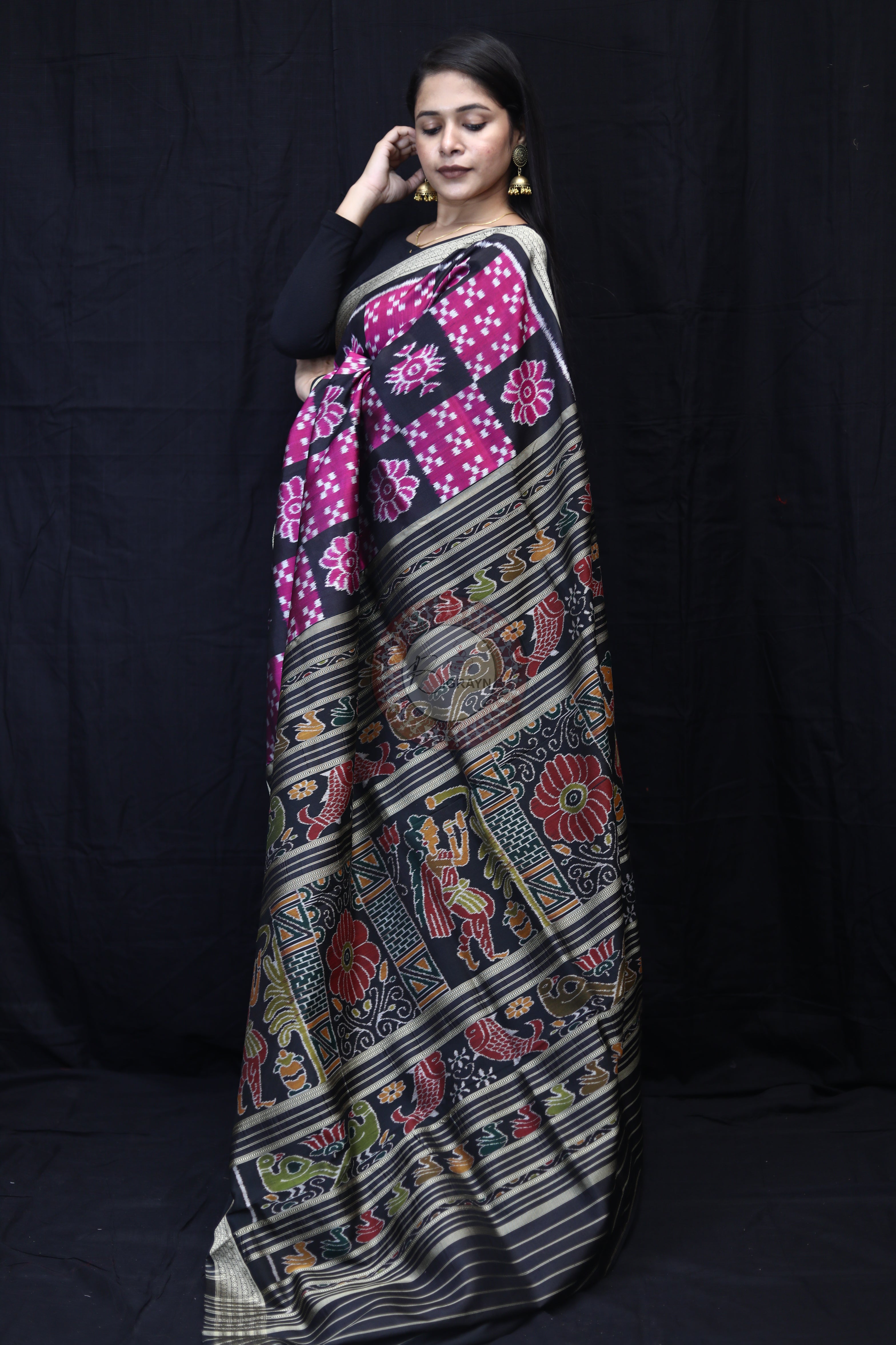 Purple Black Pasapali Flower Squares Mulberry Silk Saree