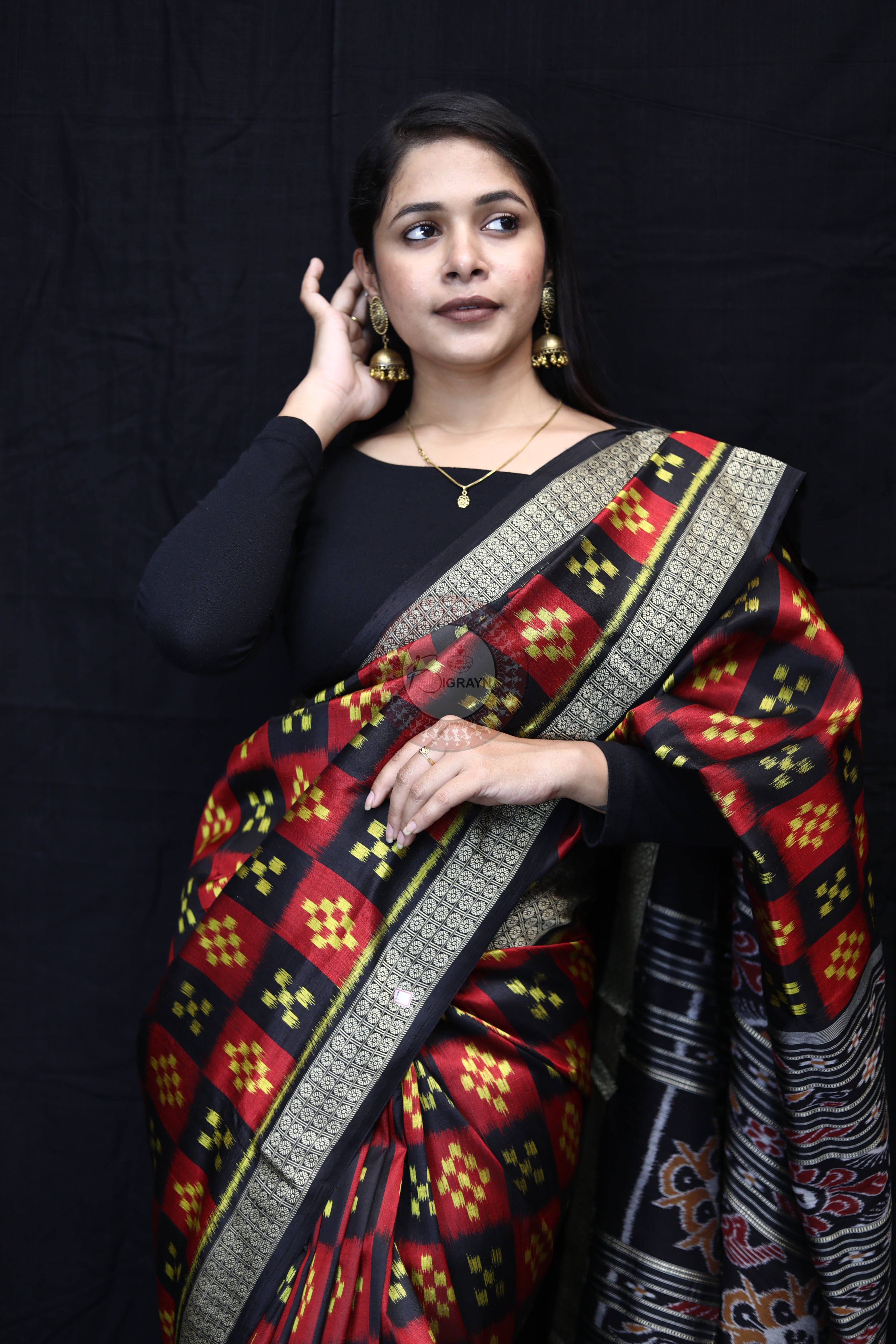 Maroon Black Small Pasapali Mulberry Silk Saree
