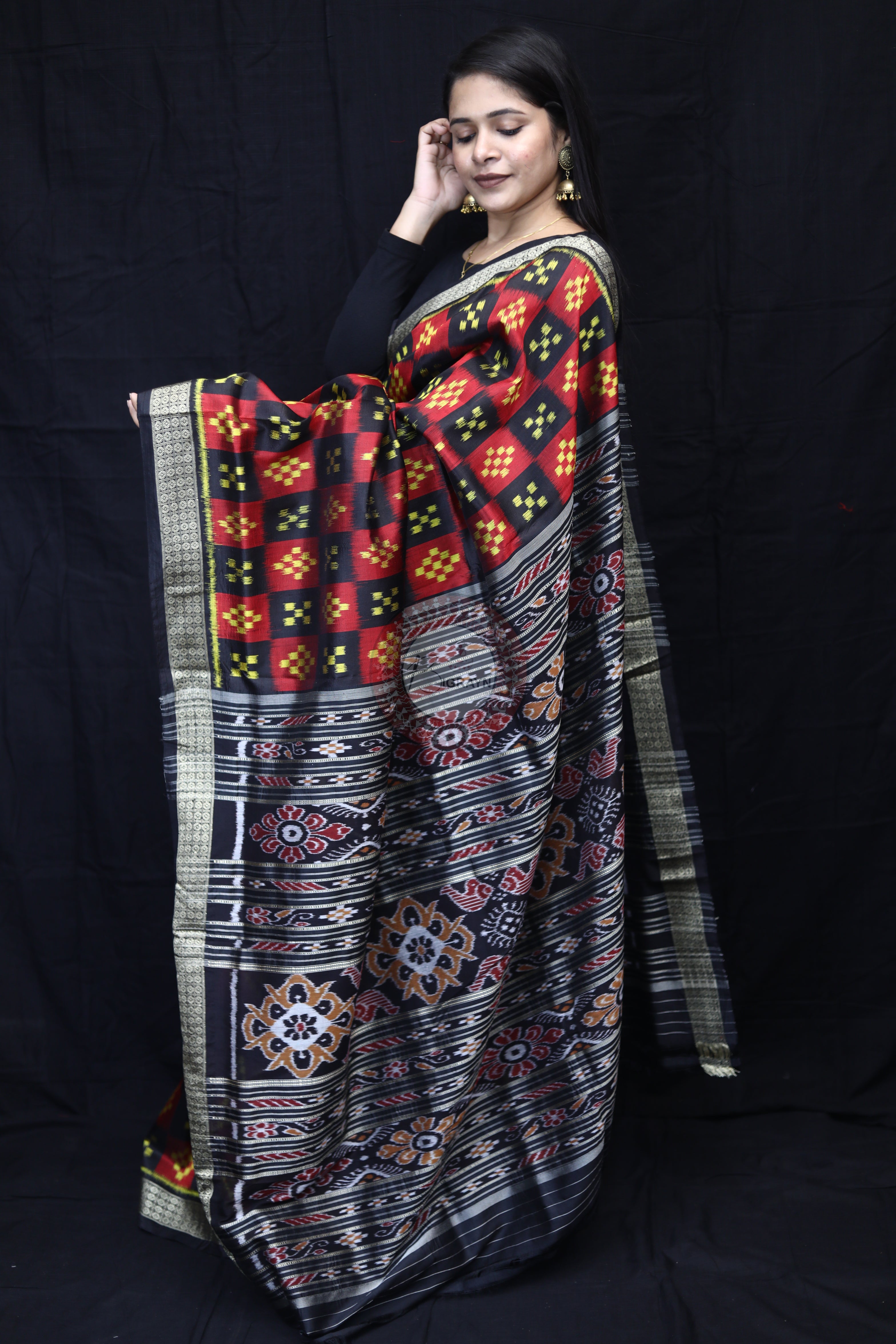 Maroon Black Small Pasapali Mulberry Silk Saree