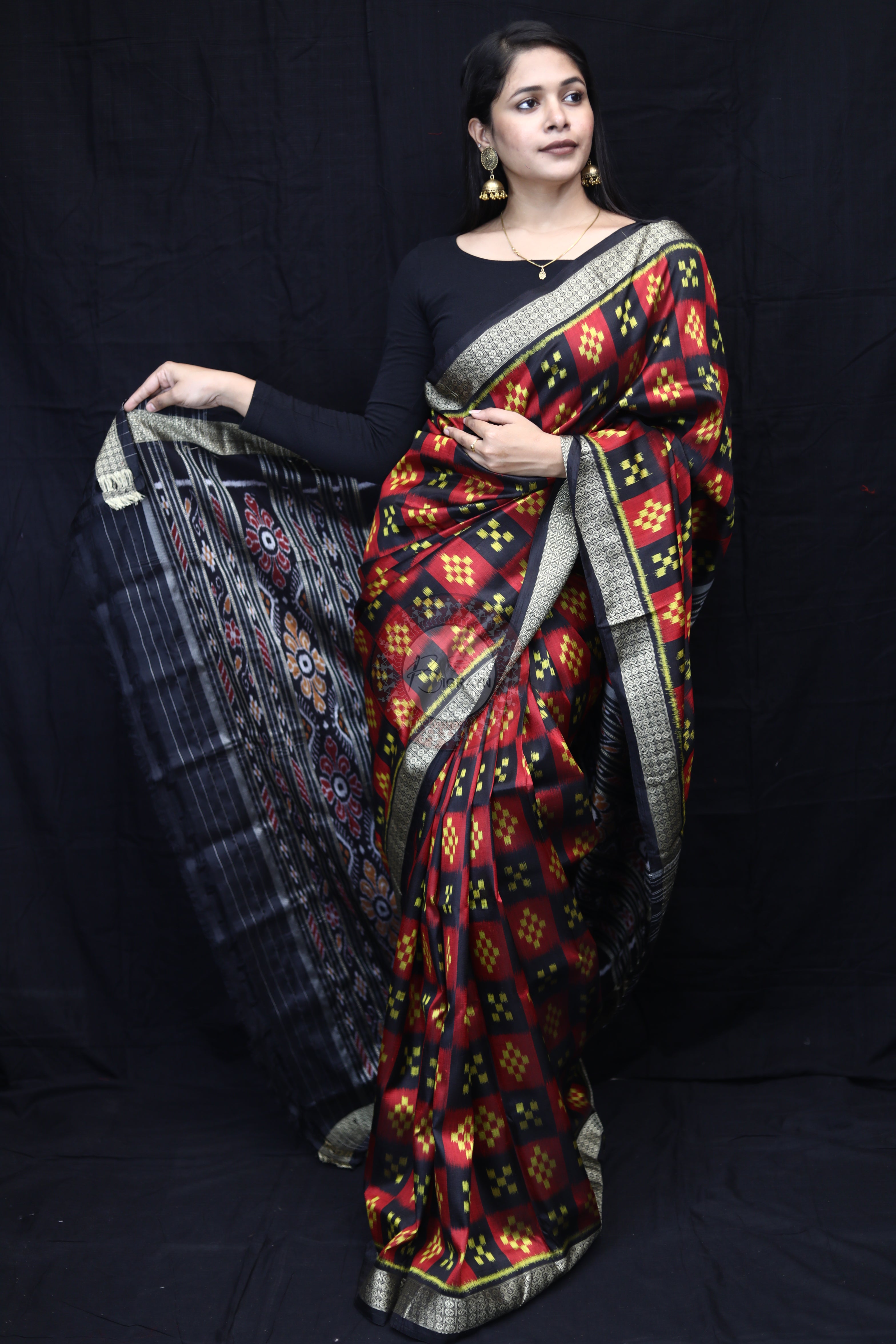Maroon Black Small Pasapali Mulberry Silk Saree