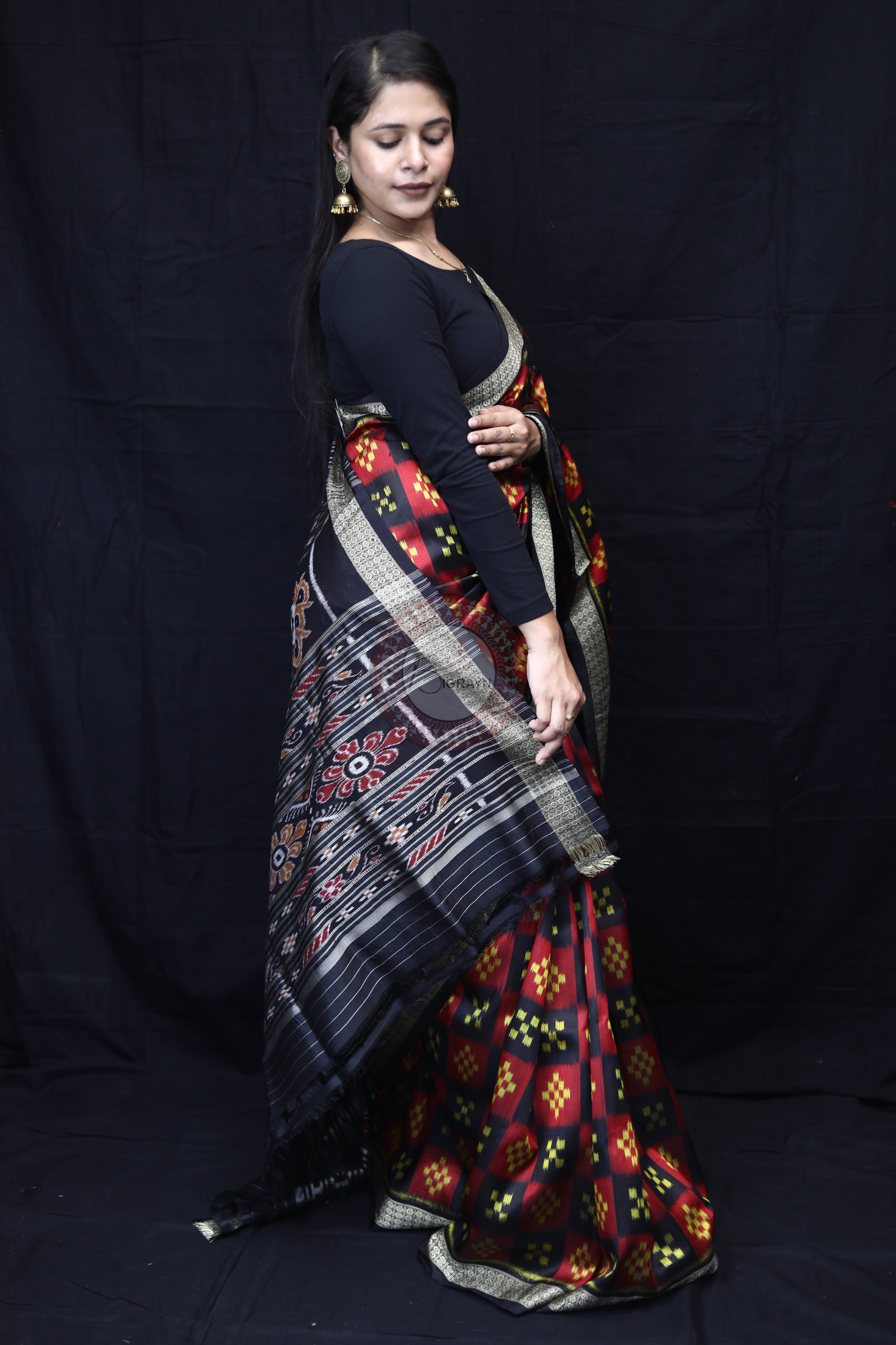 Maroon Black Small Pasapali Mulberry Silk Saree