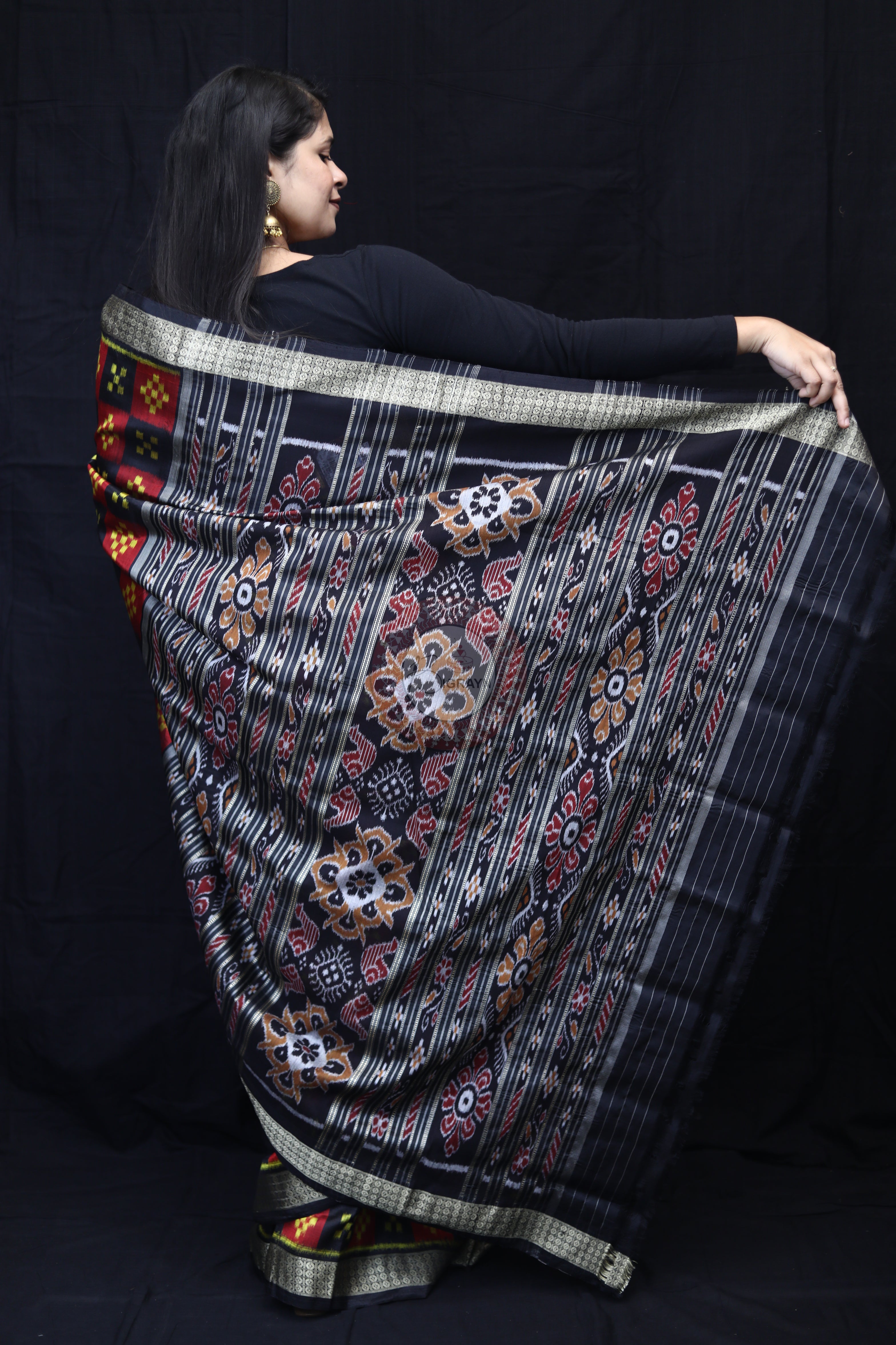 Maroon Black Small Pasapali Mulberry Silk Saree