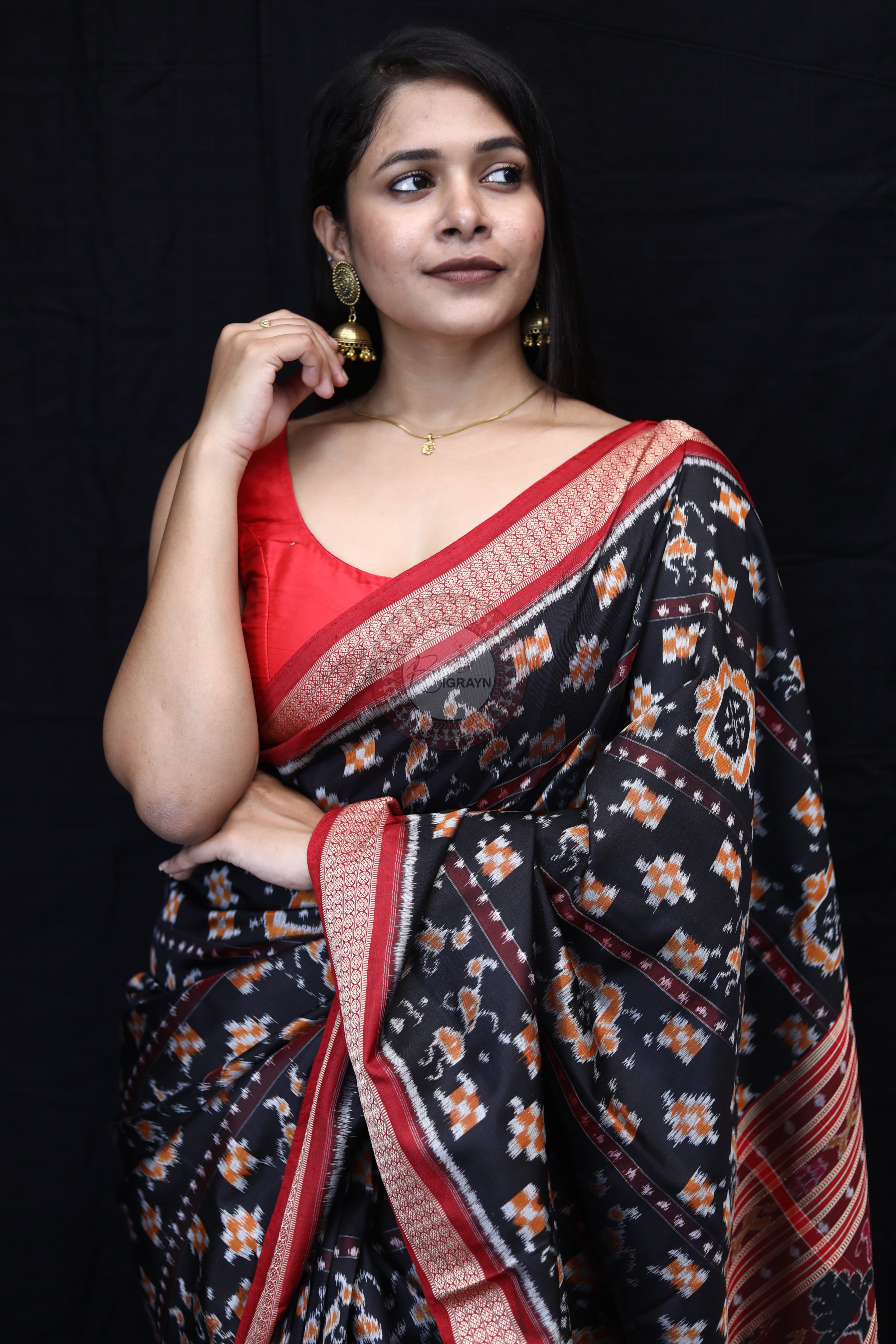 Black Maroon Tribals Flower Pasapali Mulberry Silk Saree