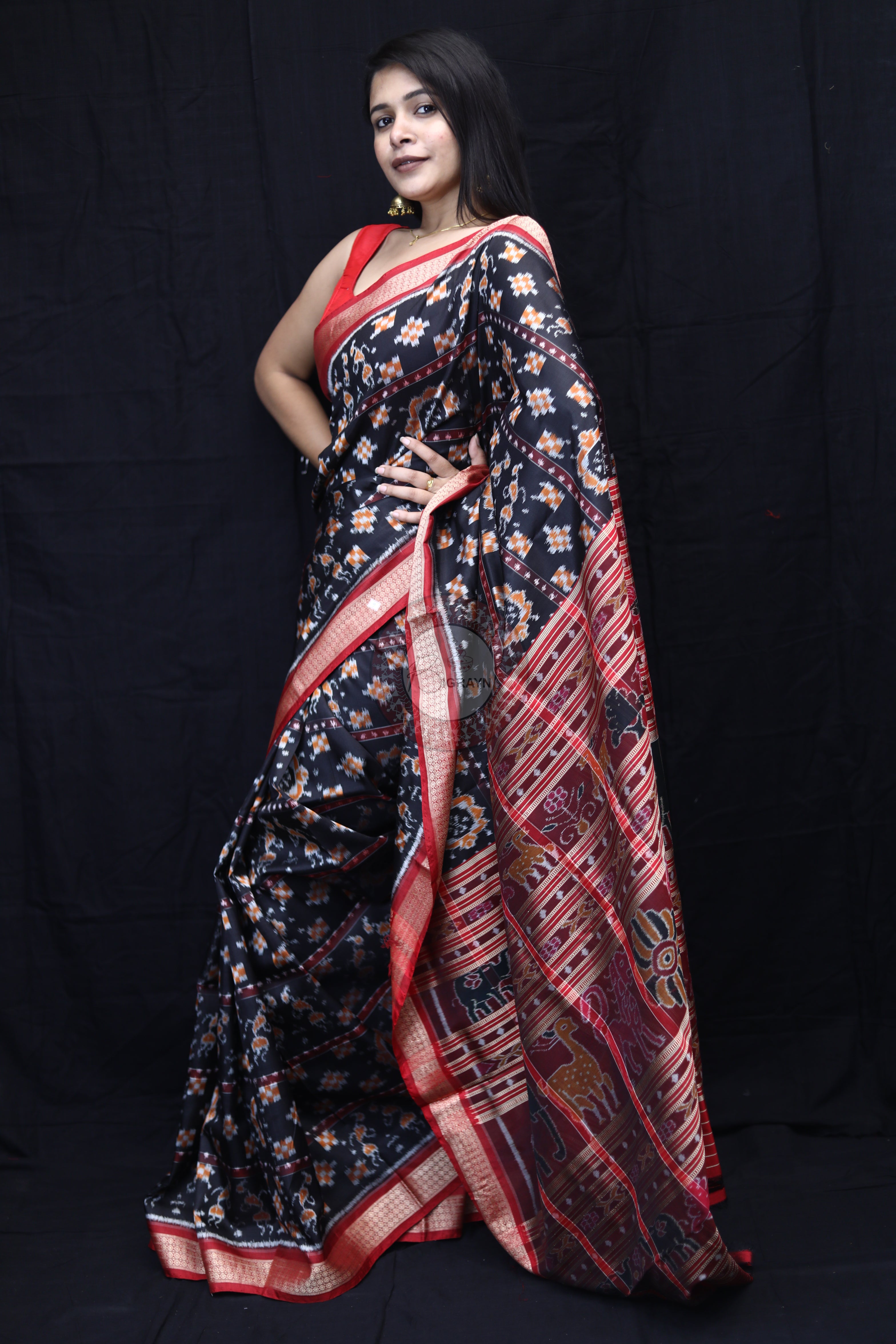 Black Maroon Tribals Flower Pasapali Mulberry Silk Saree