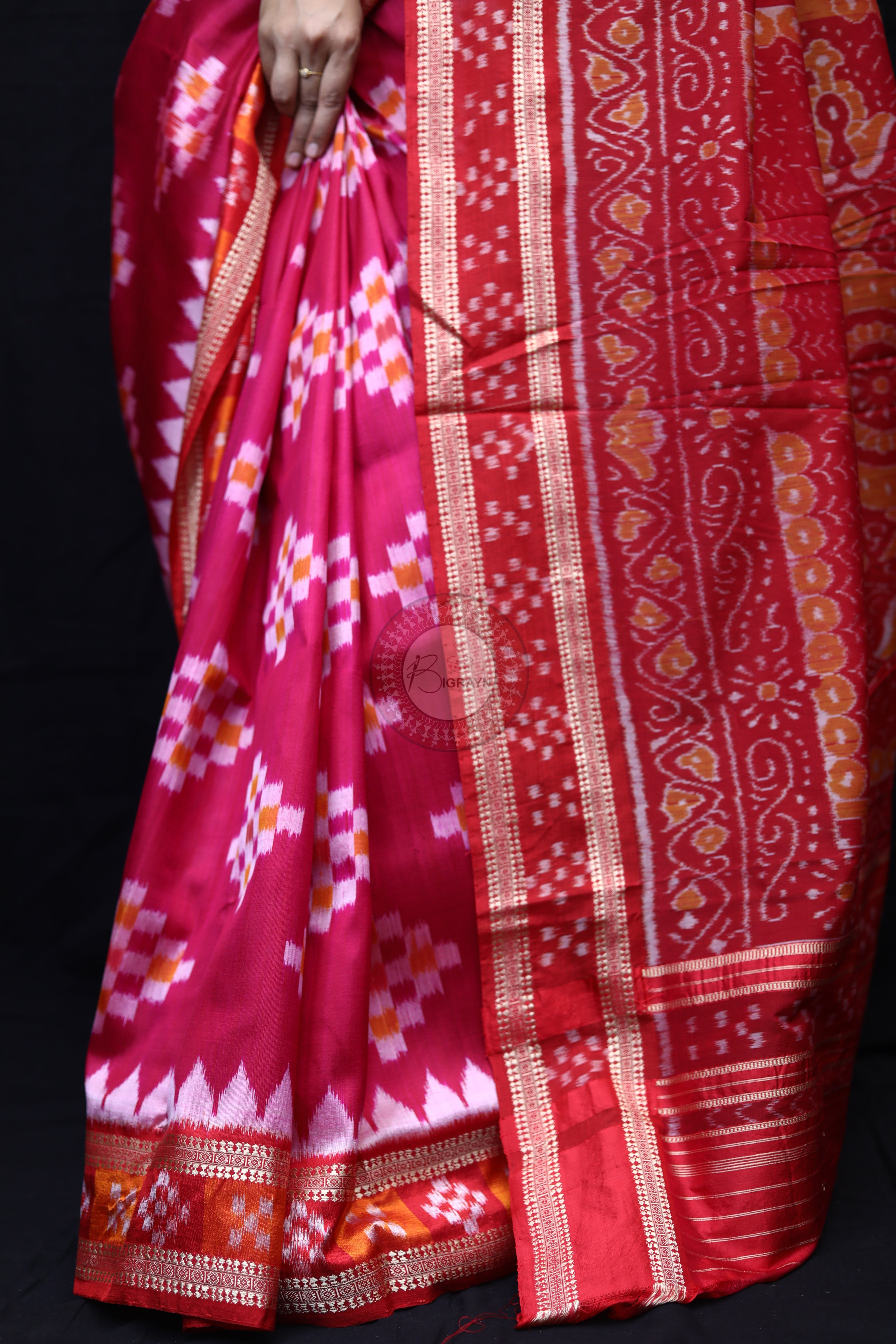 Magenta Red Diagonal White Squares Mulberry Silk Saree