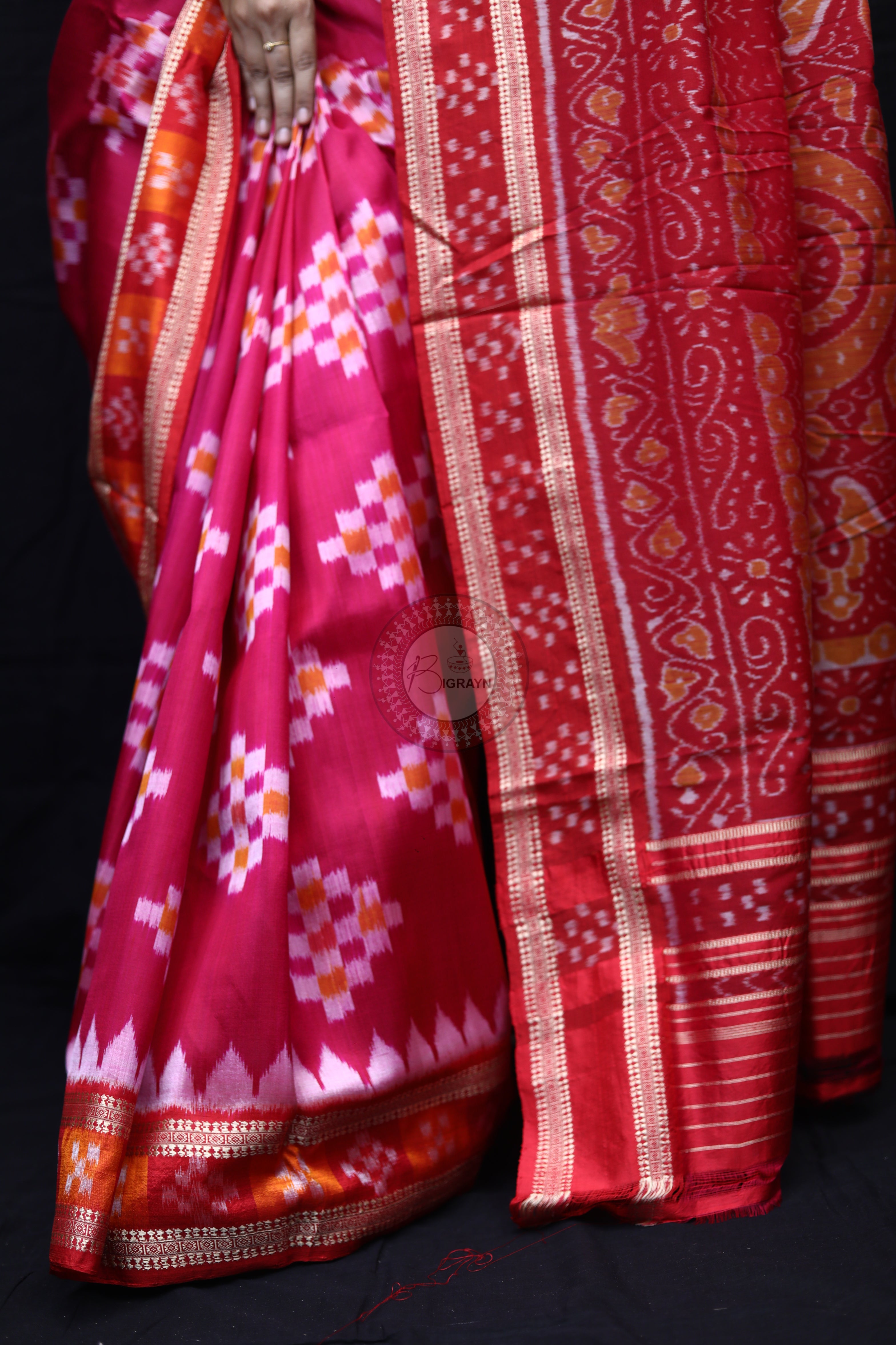 Magenta Red Diagonal White Squares Mulberry Silk Saree