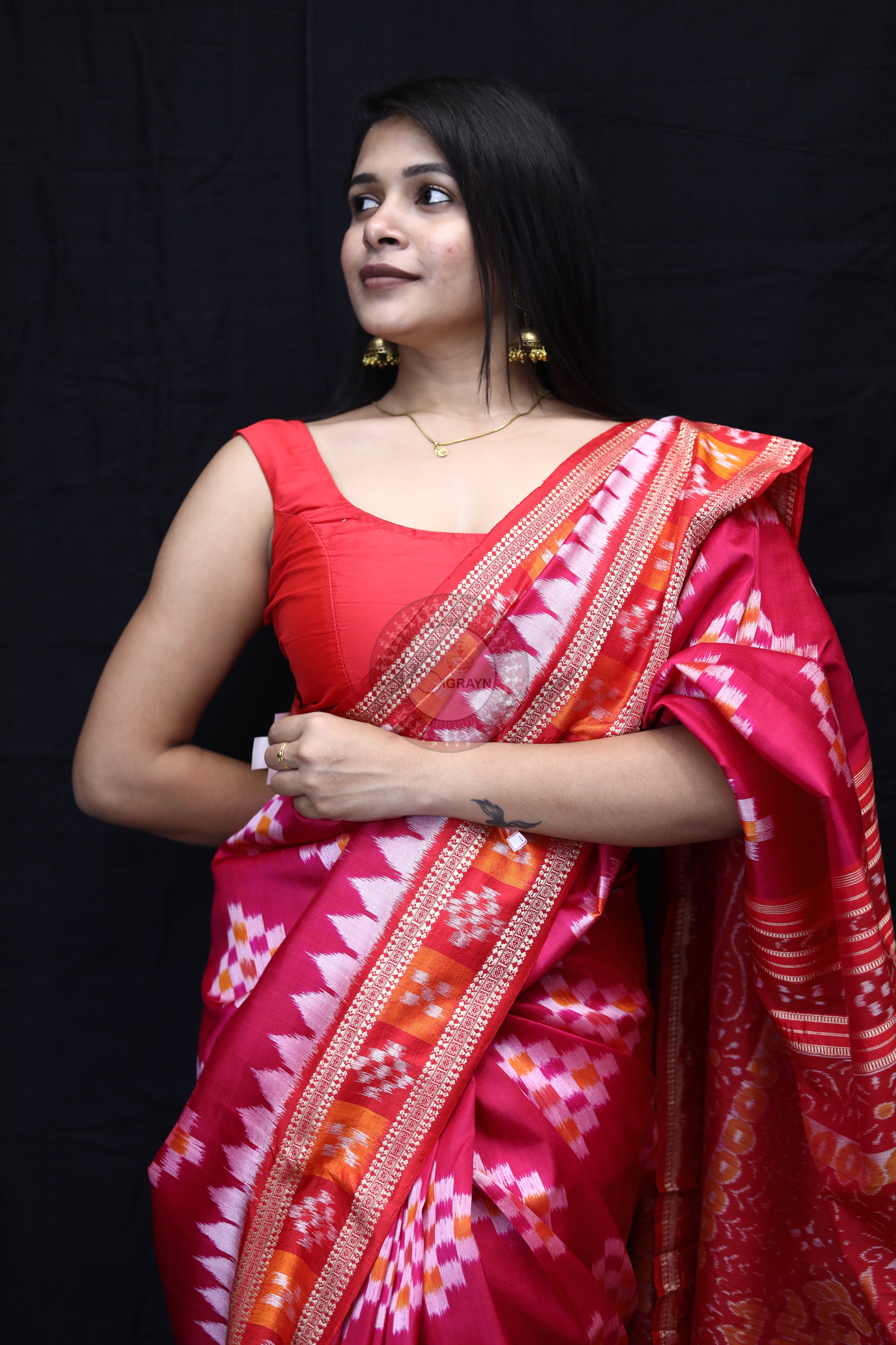 Magenta Red Diagonal White Squares Mulberry Silk Saree