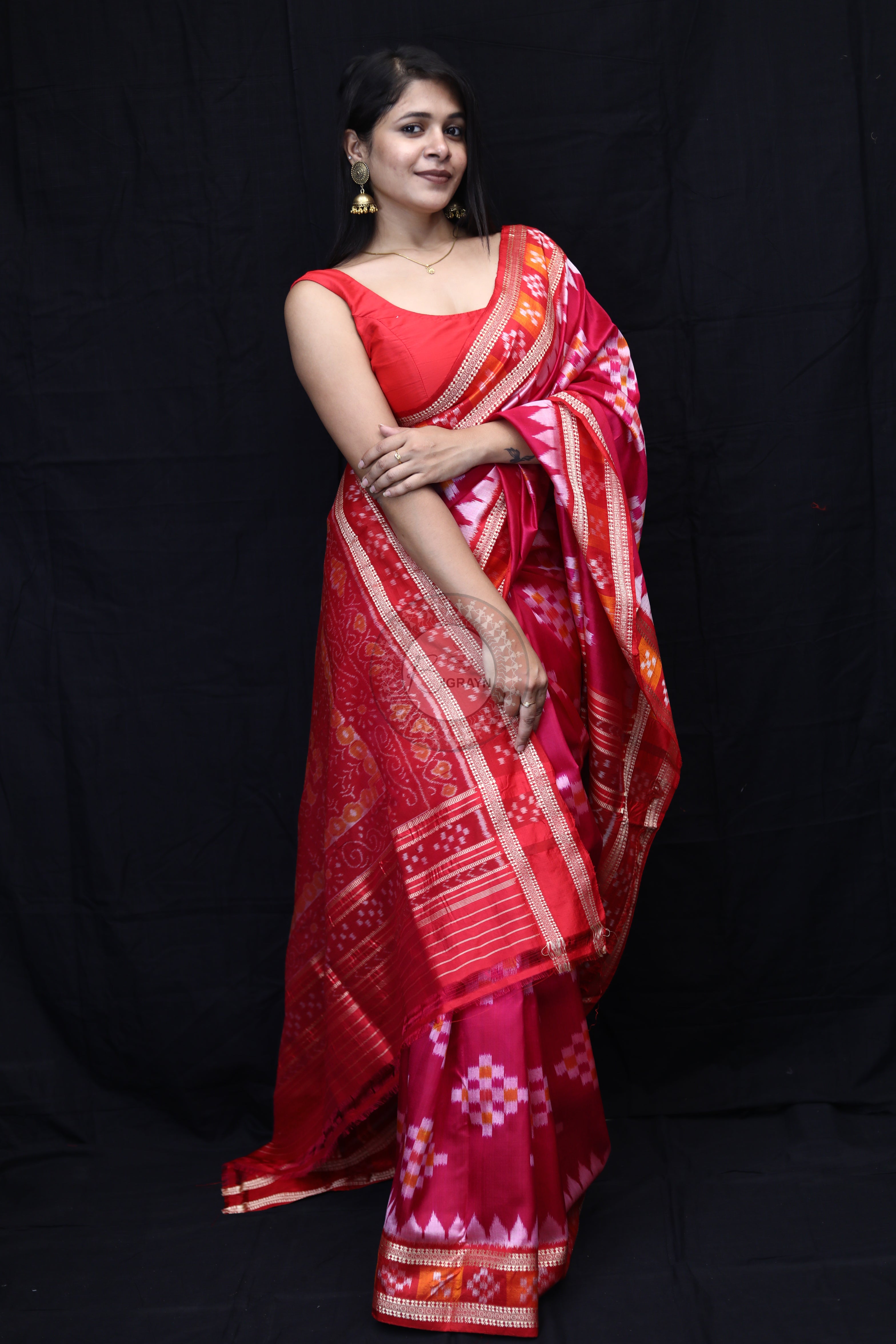 Magenta Red Diagonal White Squares Mulberry Silk Saree