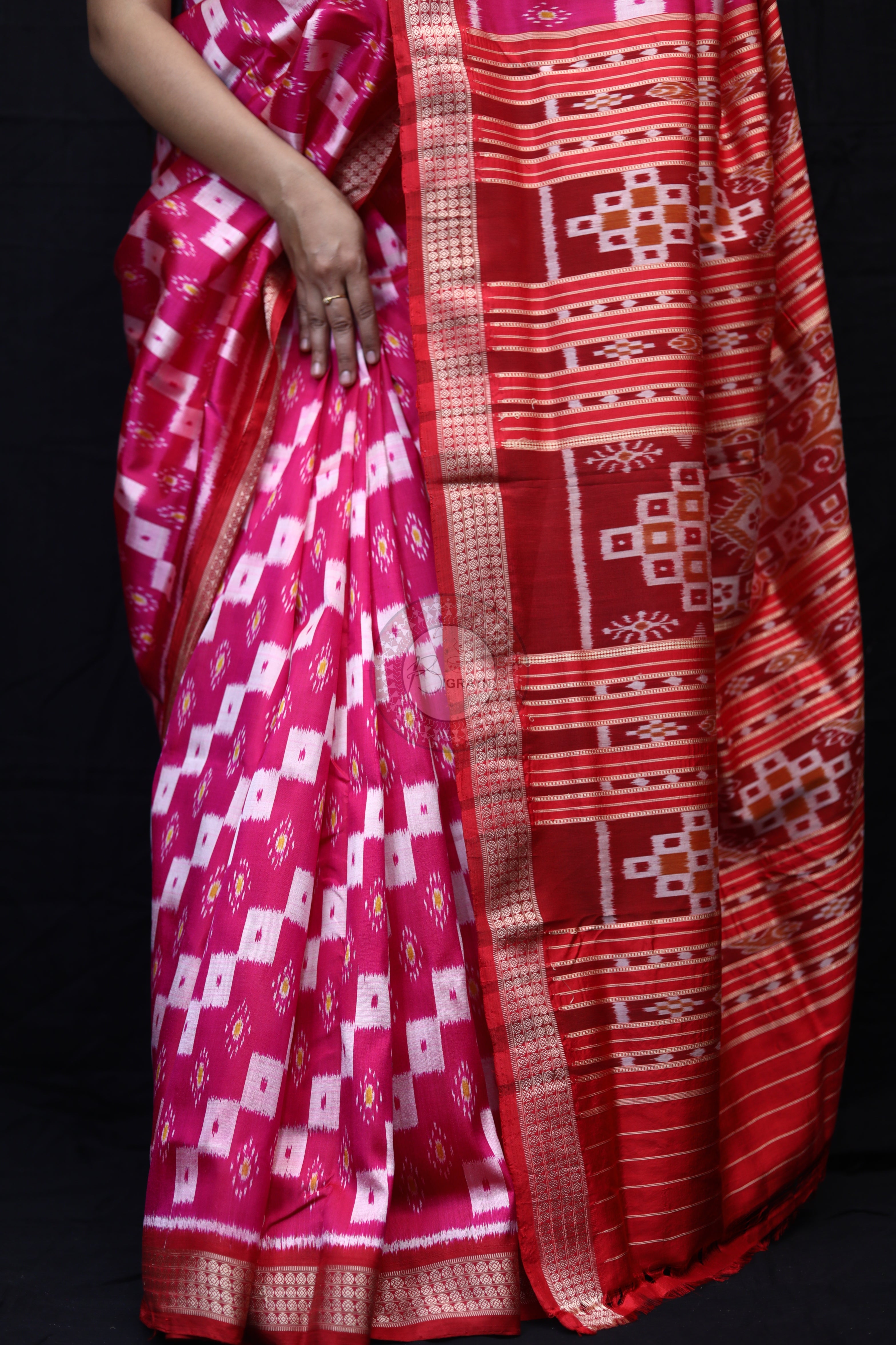 Magenta Red Body Pasapali Mulberry Silk Saree