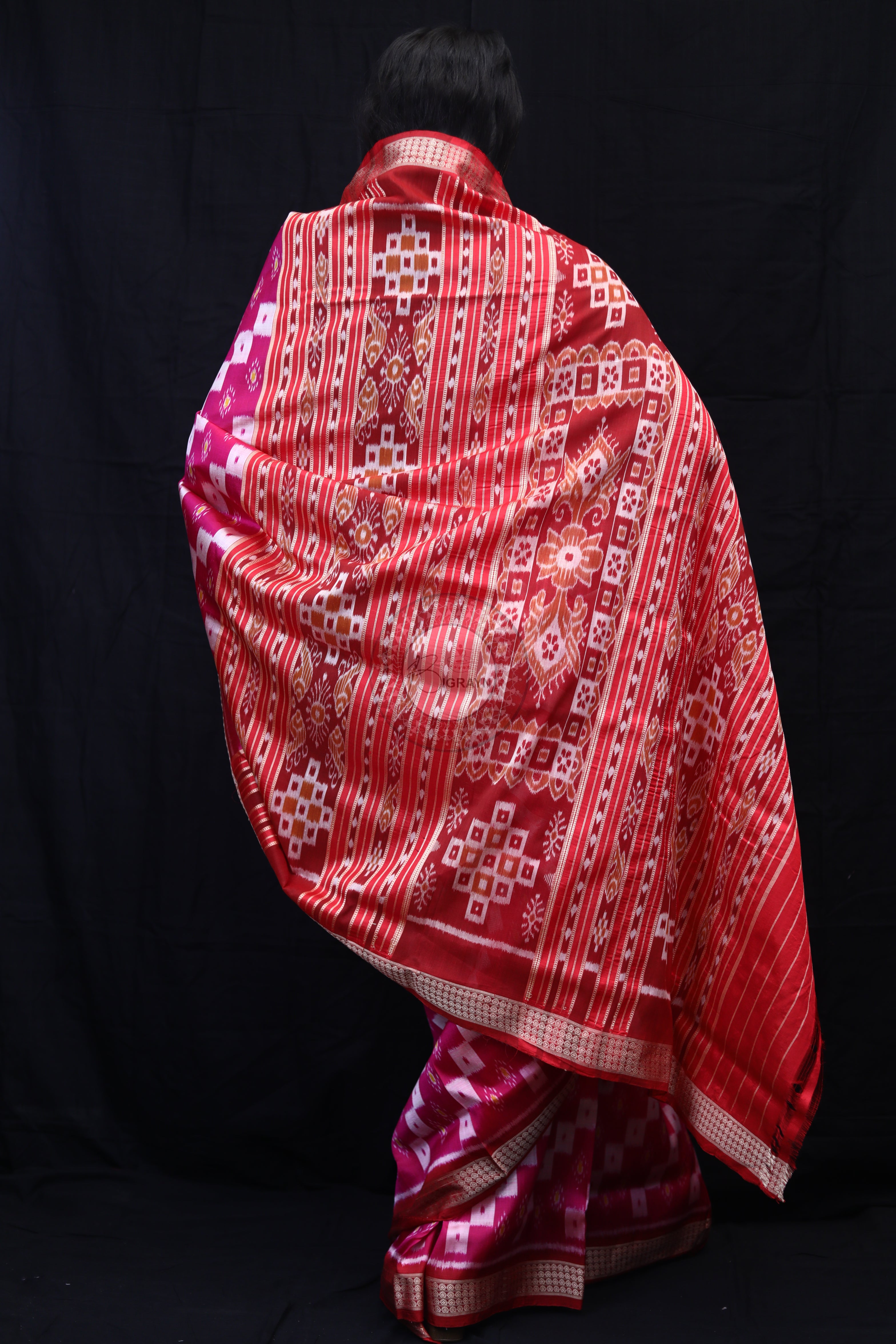 Magenta Red Body Pasapali Mulberry Silk Saree
