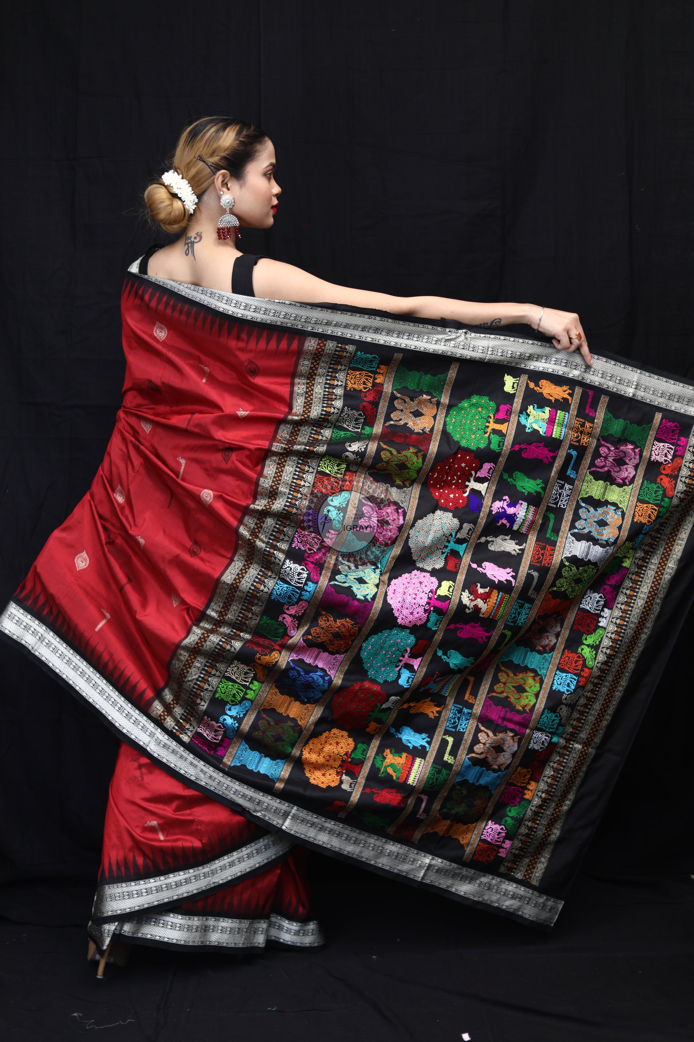 Red Black Rasleela Exclusive Sambalpuri Silk Saree