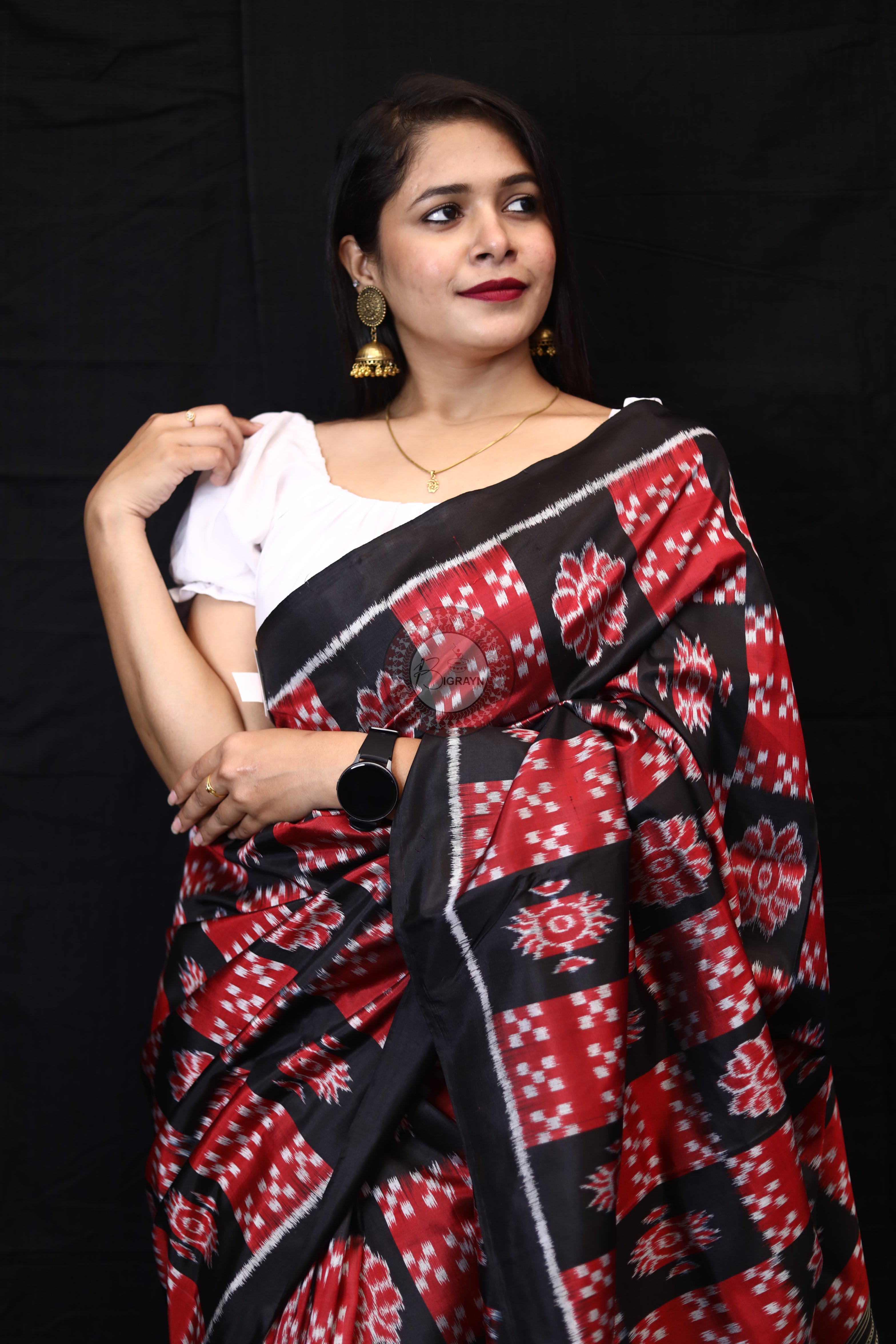 Red Black Flower Pasapali Boxes Mulberry Silk Saree
