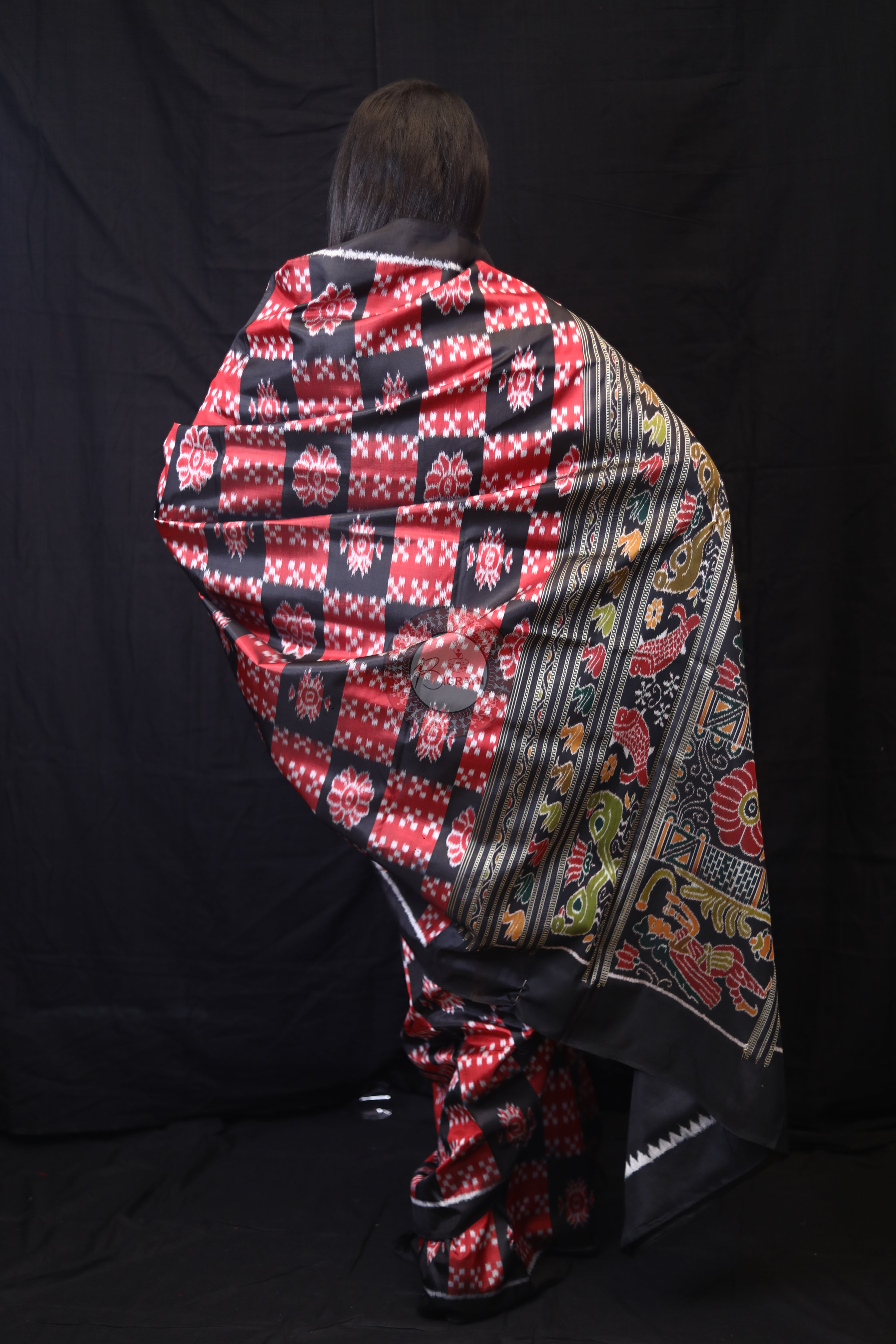 Red Black Flower Pasapali Boxes Mulberry Silk Saree