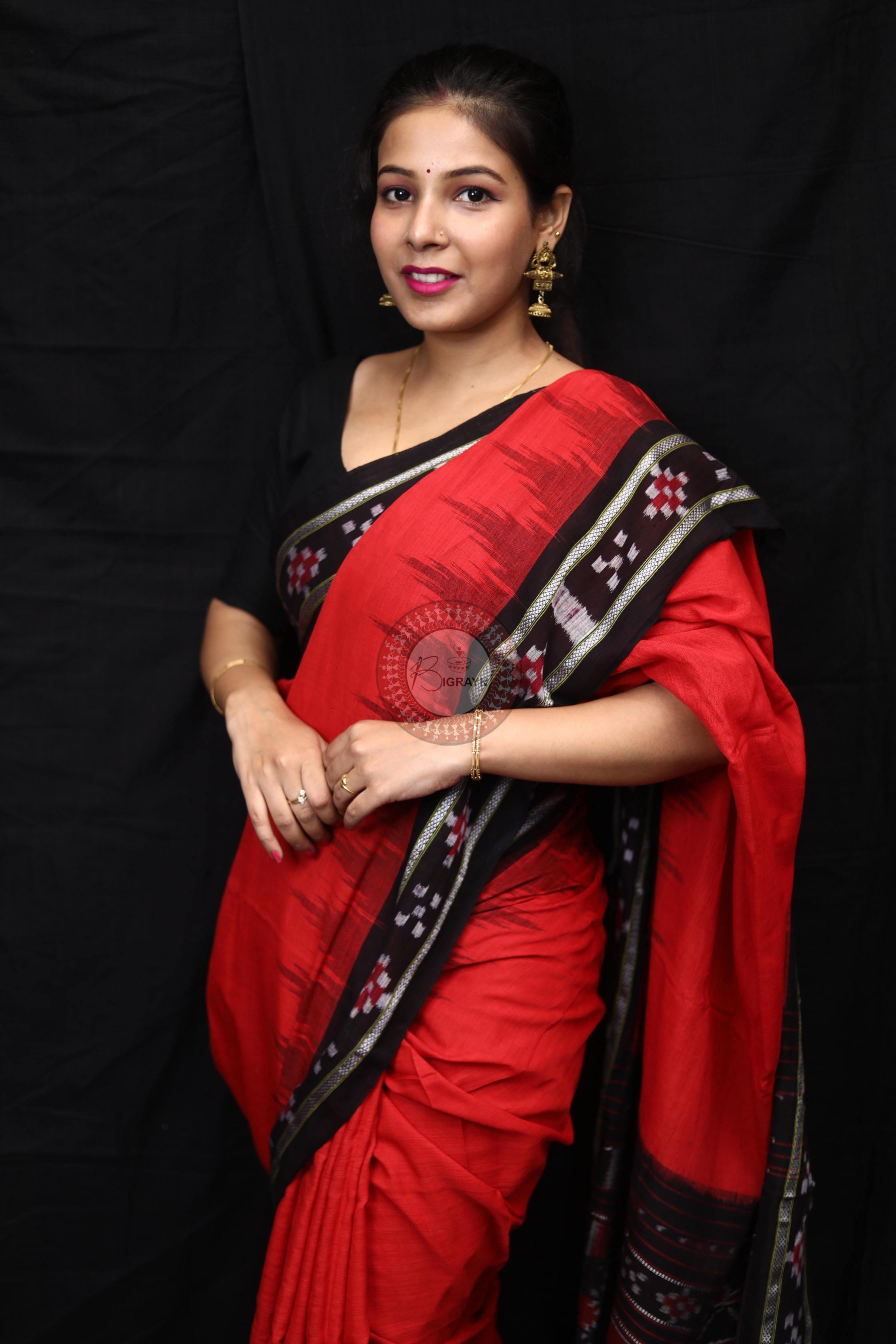 Red Black Rekha Pasapali Khandua Cotton Saree
