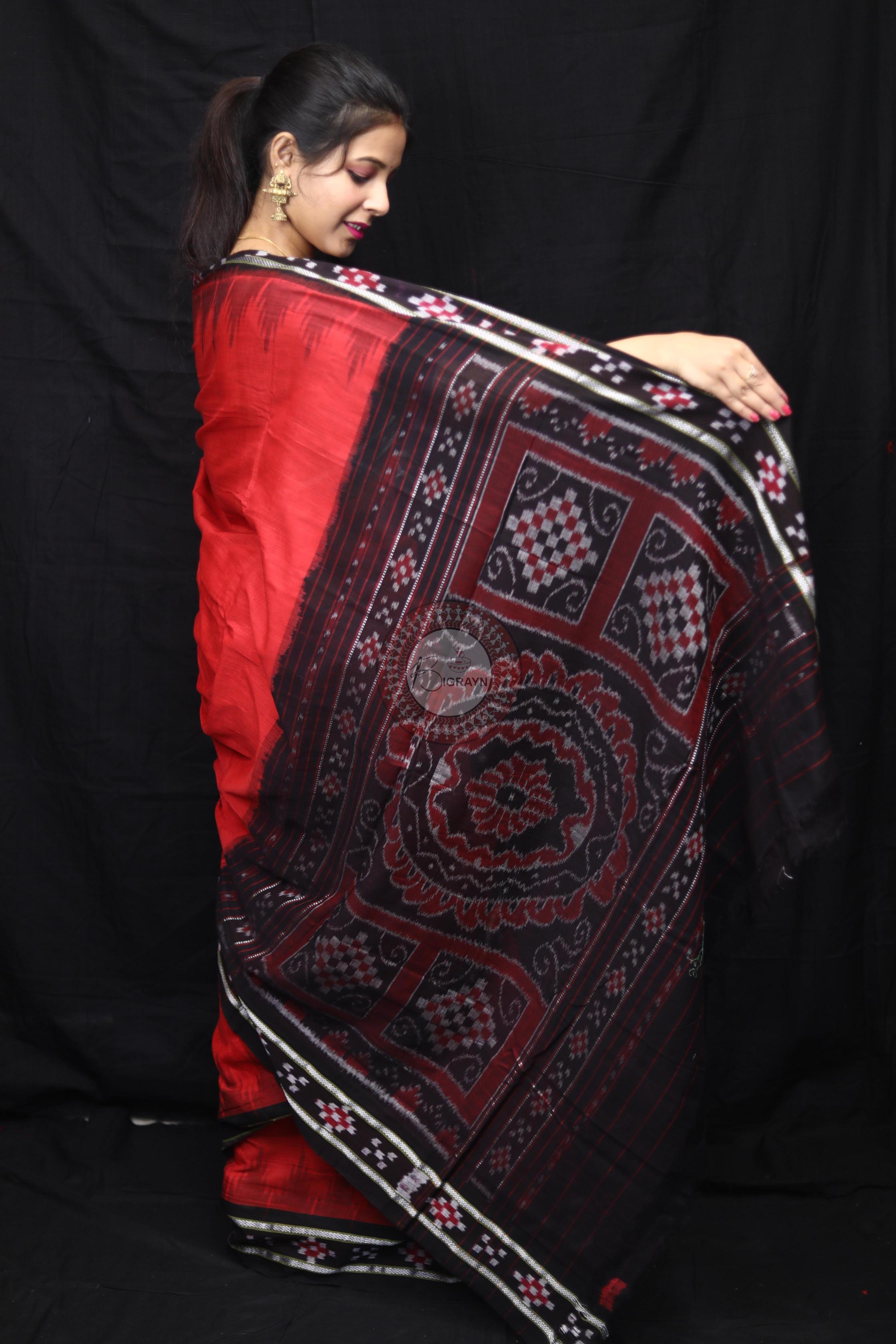 Red Black Rekha Pasapali Khandua Cotton Saree