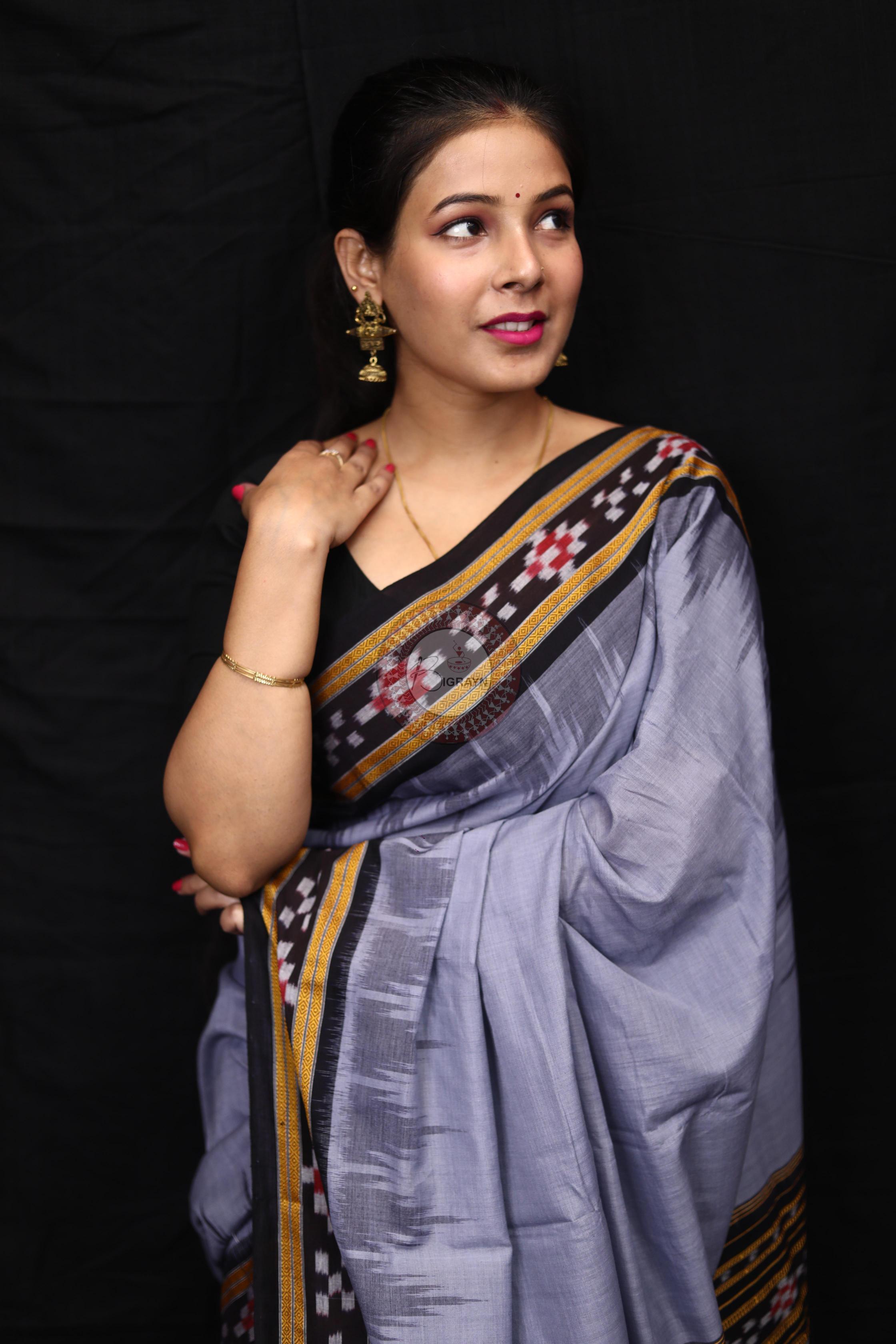 Grey Black Rekha Pasapali Khandua Cotton Saree