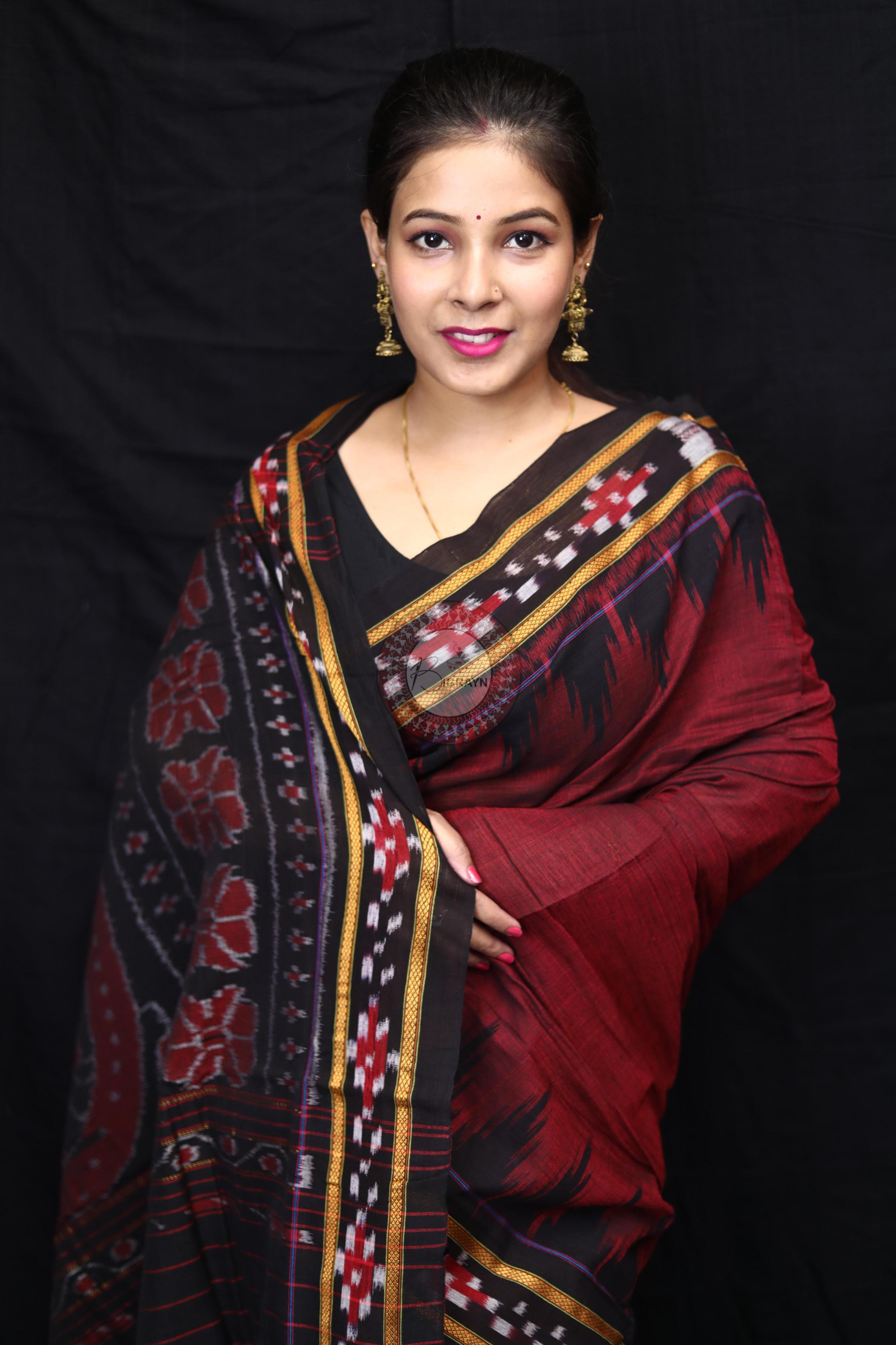Maroon Black Rekha Pasapali Khandua Cotton Saree