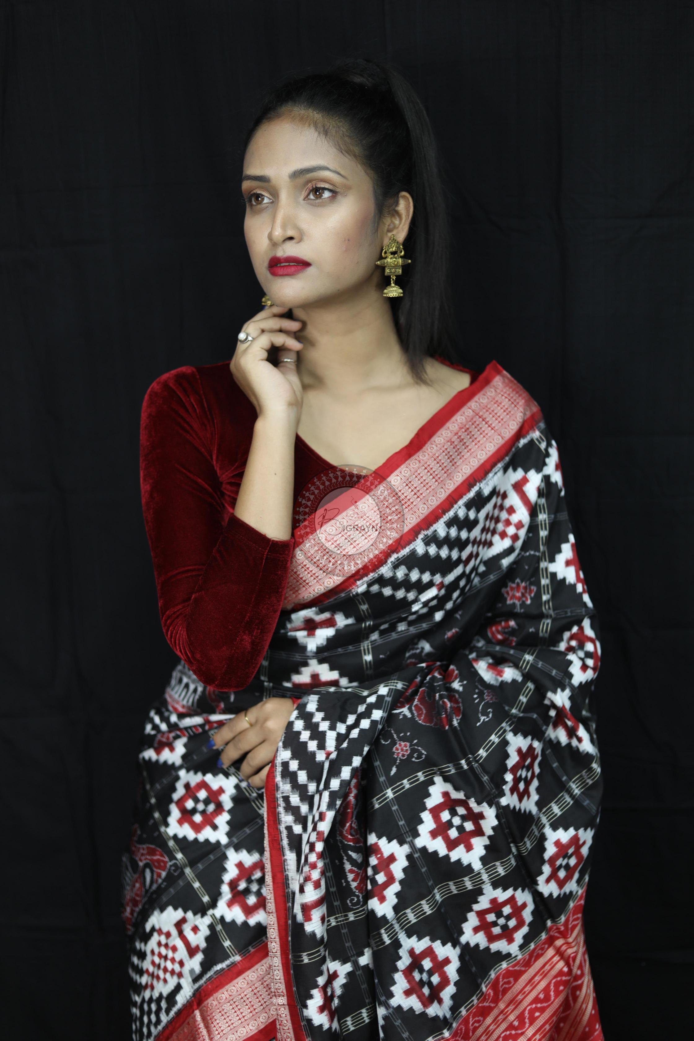 Black Red Fish Pattern Pasapali Sambalpuri Silk Saree