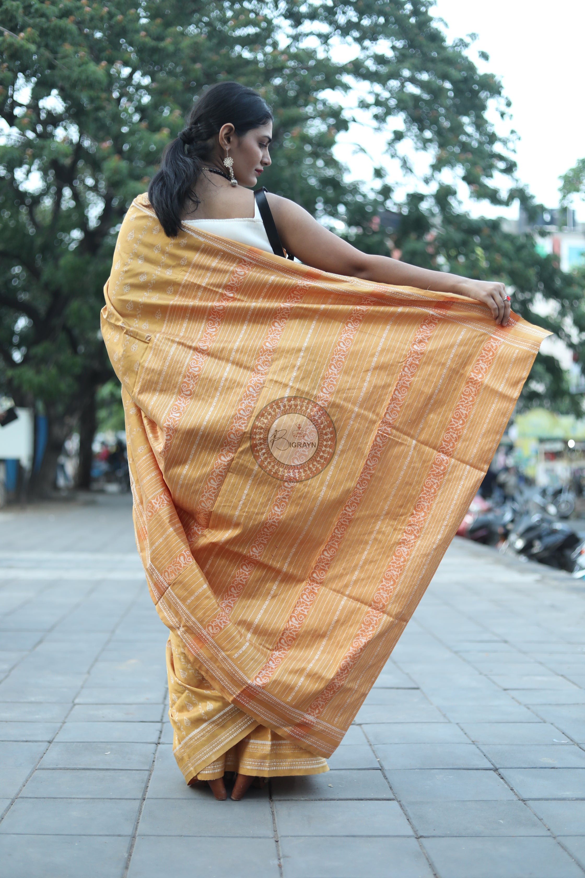 Pastel Yellow Leaves Natural Dye Sambalpuri Silk Saree