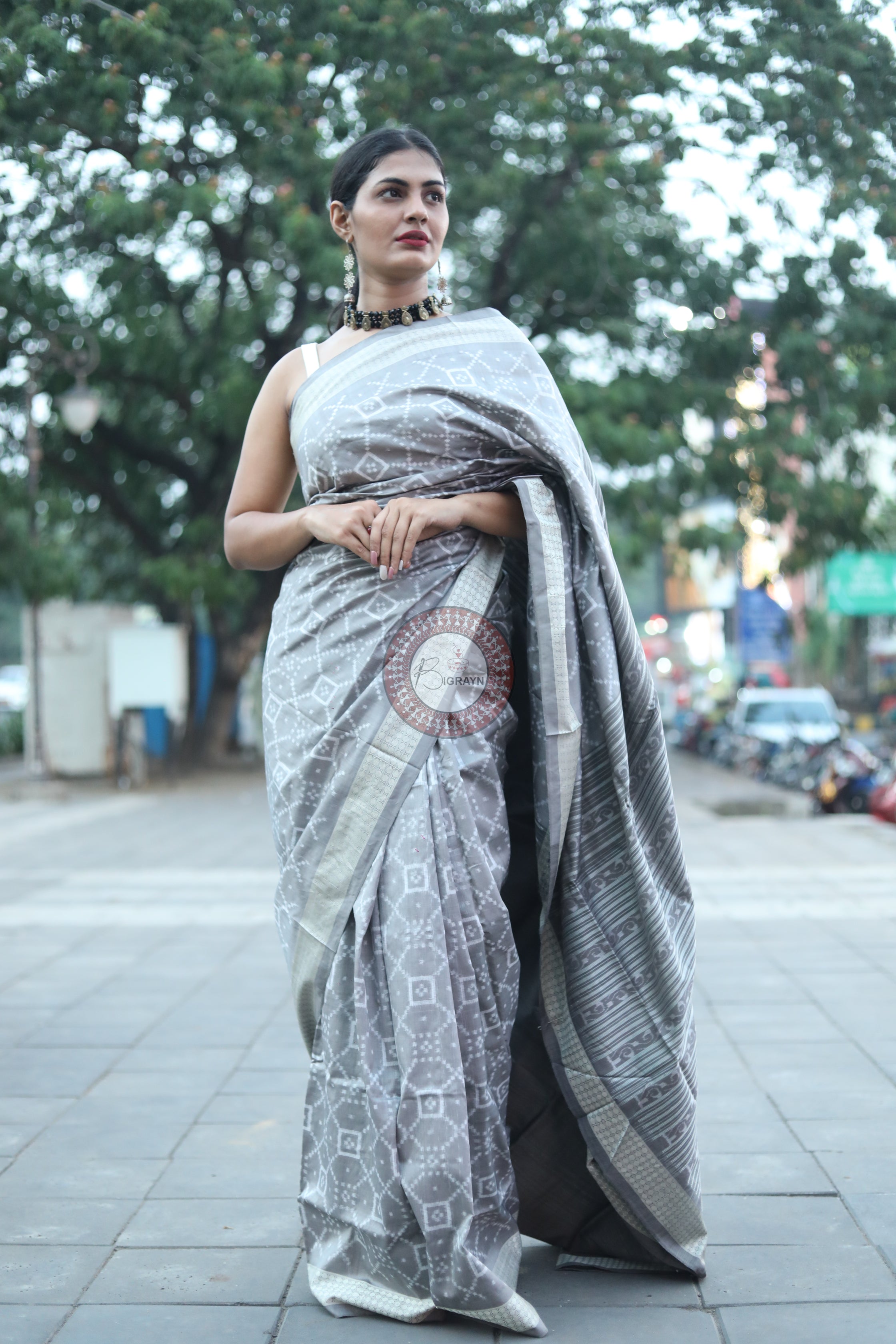 Grey Pasapali Natural Dye Sambalpuri Silk Saree