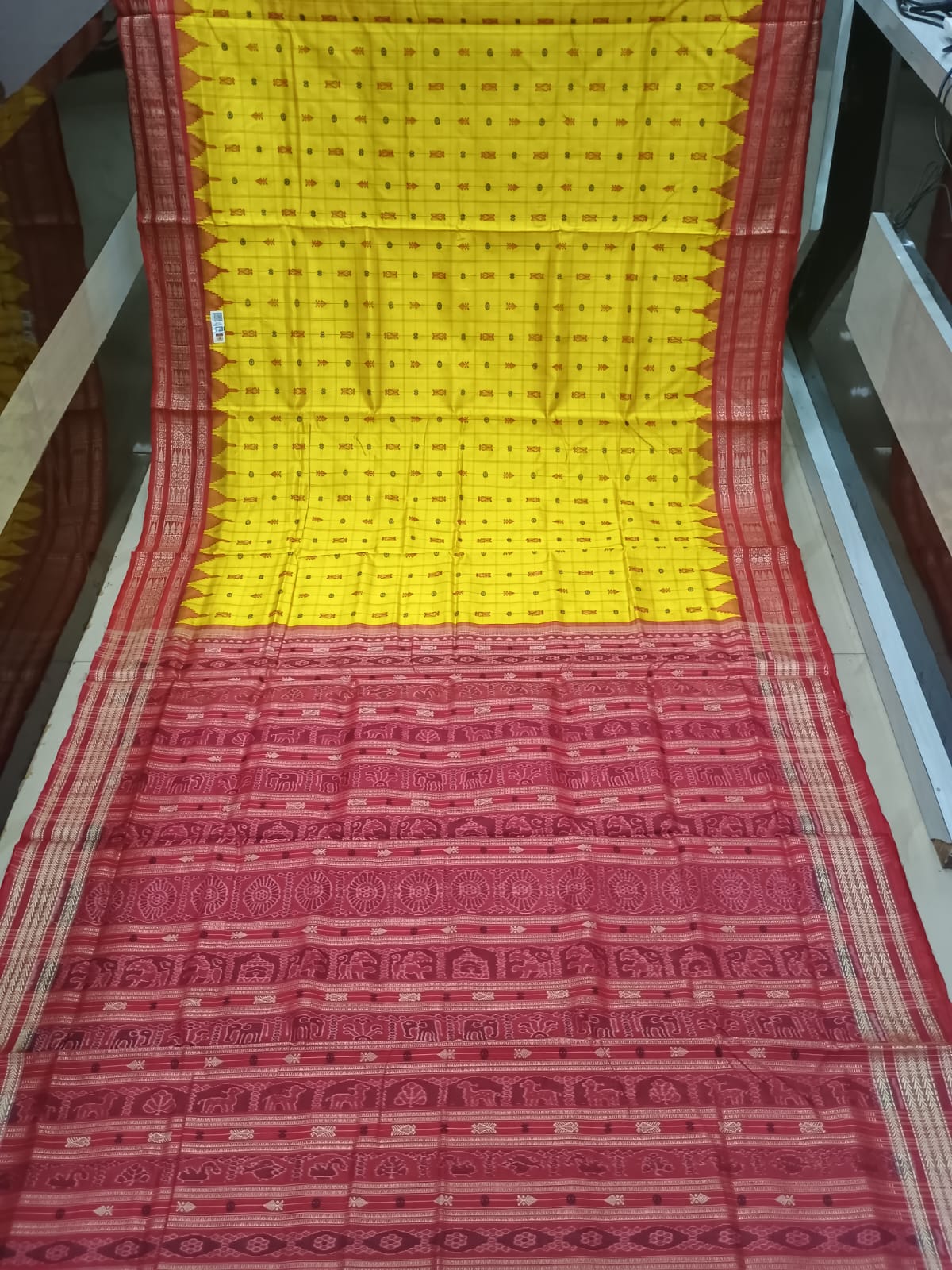 Yellow Red Hazarbuti Tussar Silk Saree