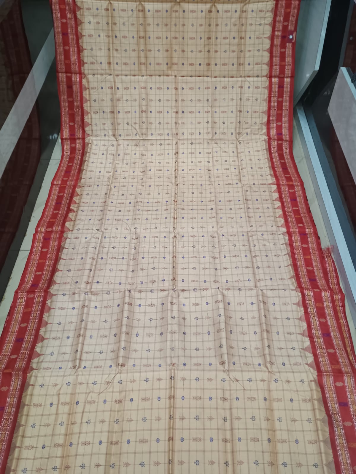 Tussar Colour Maroon Hazarbuti Tussar Silk Saree