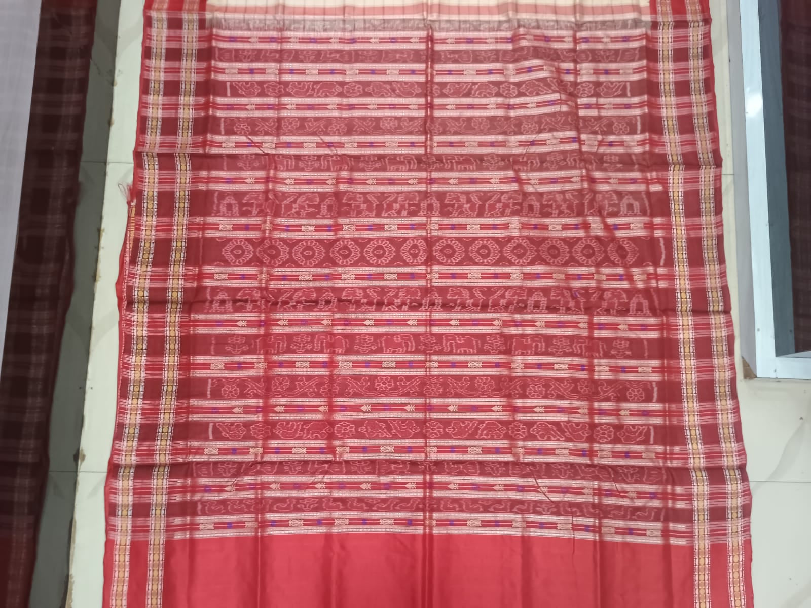 Tussar Colour Maroon Hazarbuti Tussar Silk Saree
