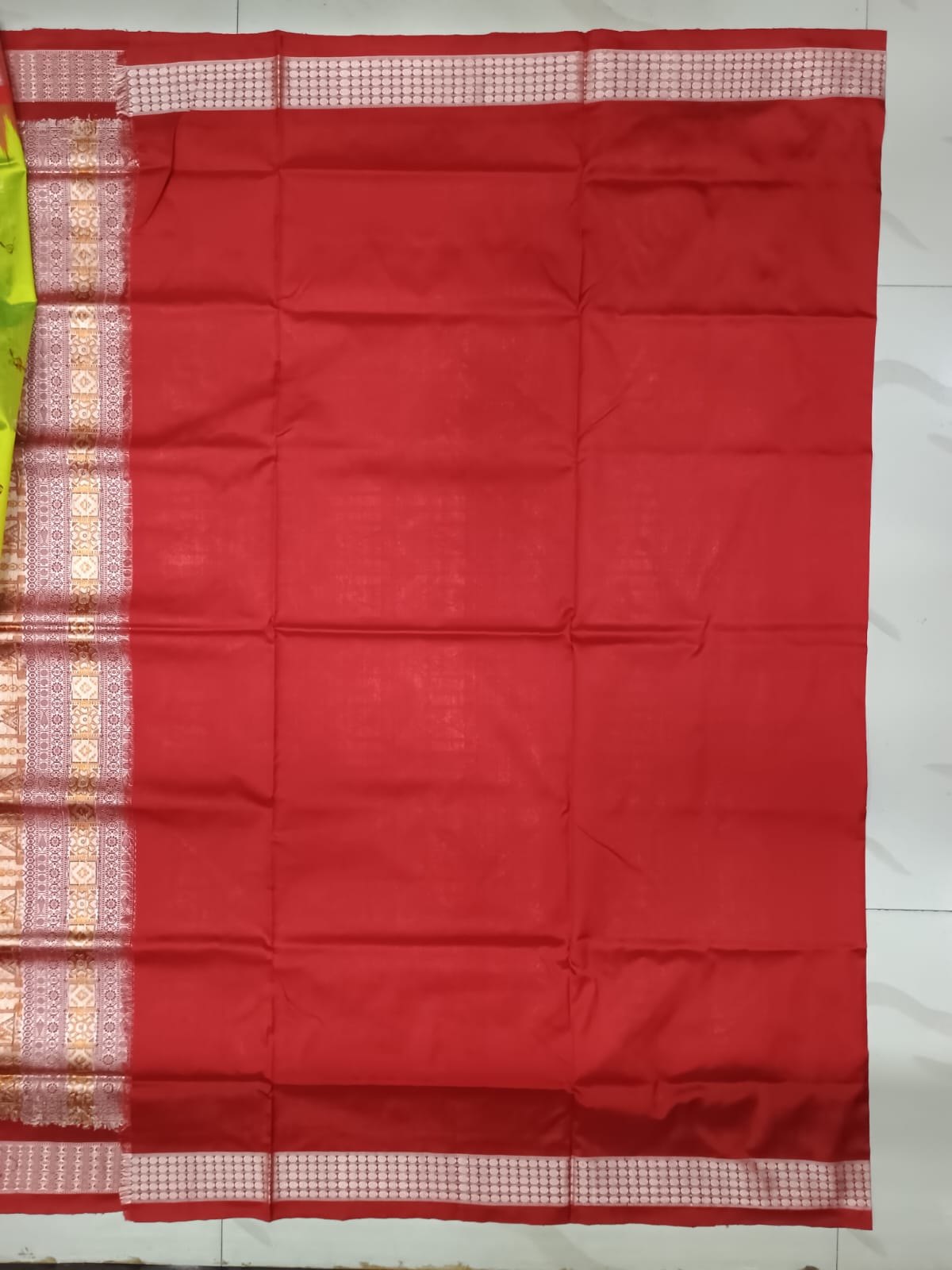 Neon Green Red Fish Buti Bomkai Silk Saree