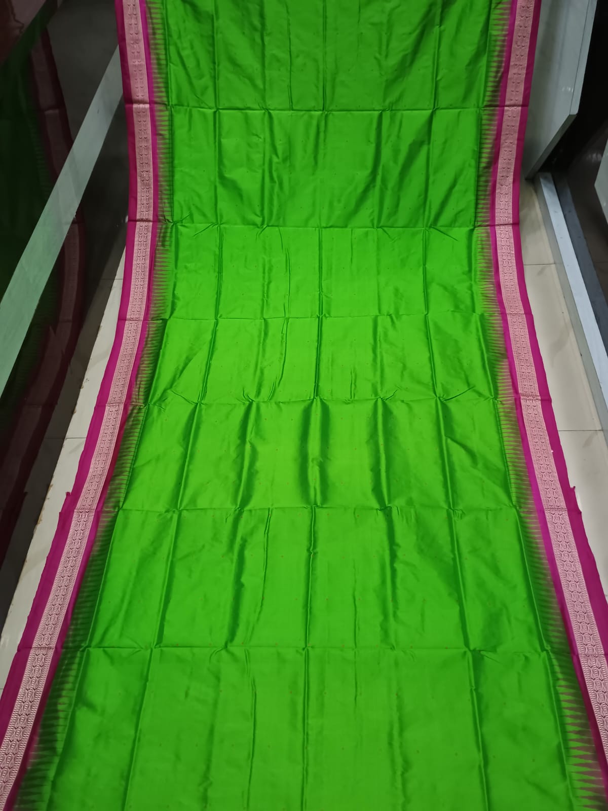 Green Magenta Buti Bomkai Silk Saree