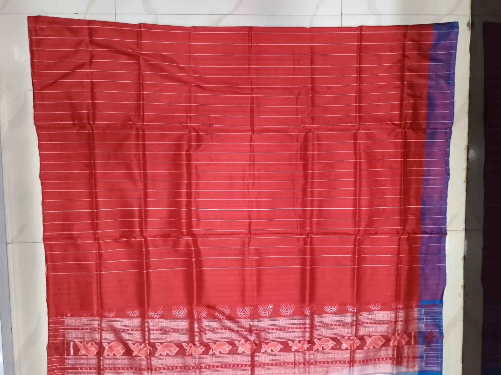 White Red Ganga Jamuna Border Bomkai Silk Saree