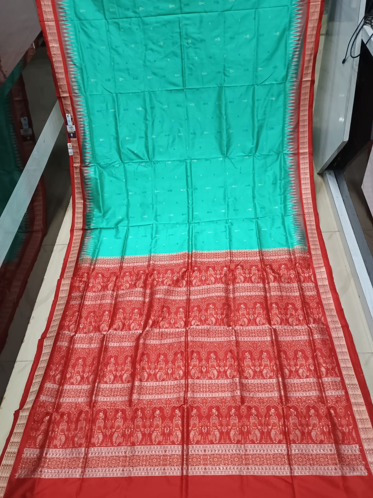 Sea Green Red Fish Buti Bomkai Silk Saree