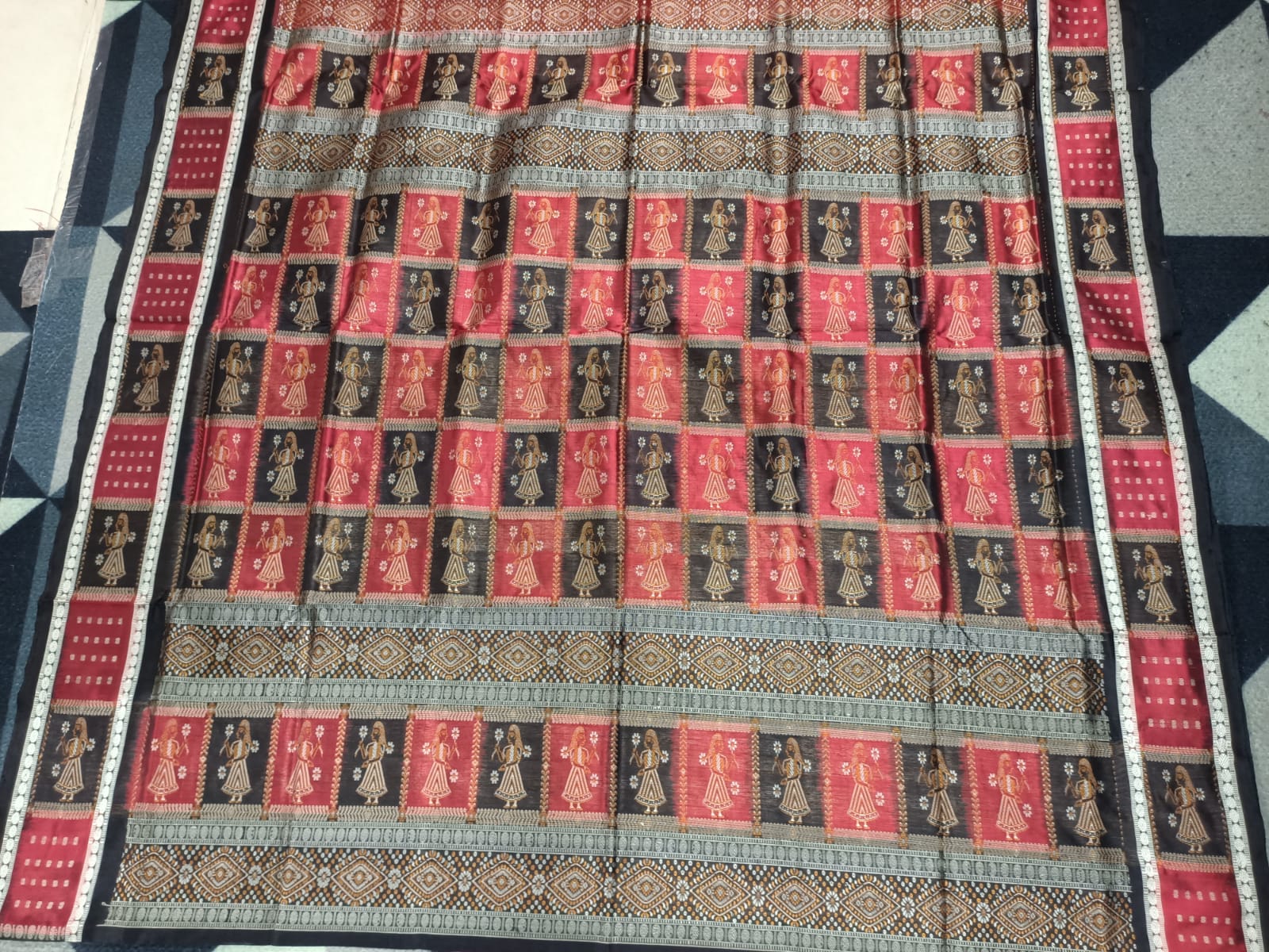 Red Black Doll Border Bomkai Silk Saree