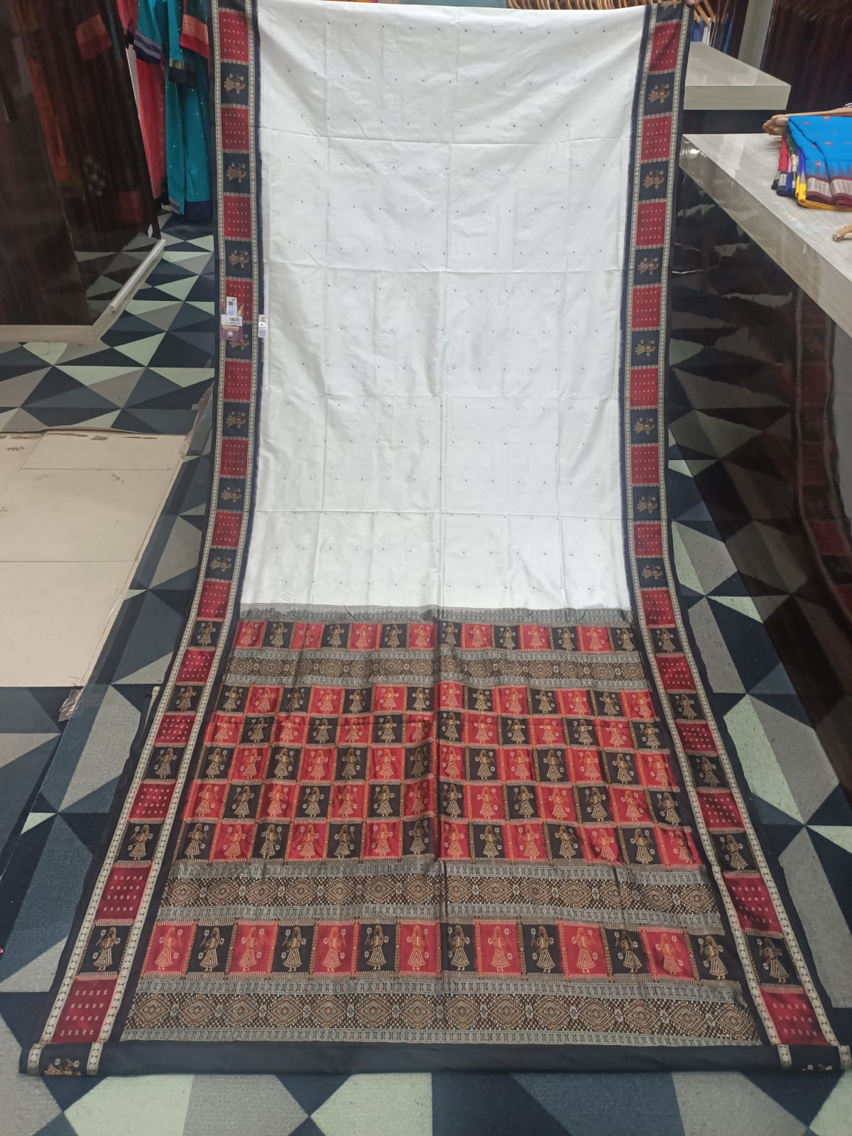 White Maroon Black Doll Border Bomkai Silk Saree