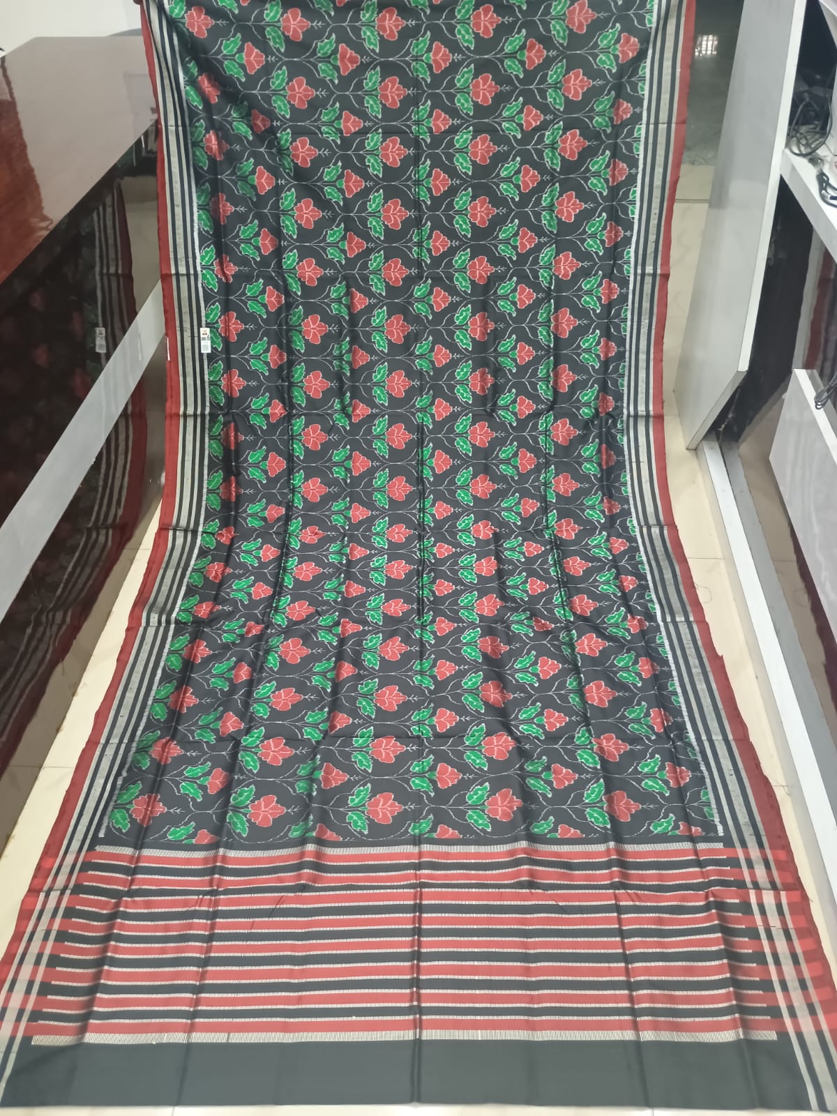 Black Red Hibiscus Design Sambalpuri Silk Saree