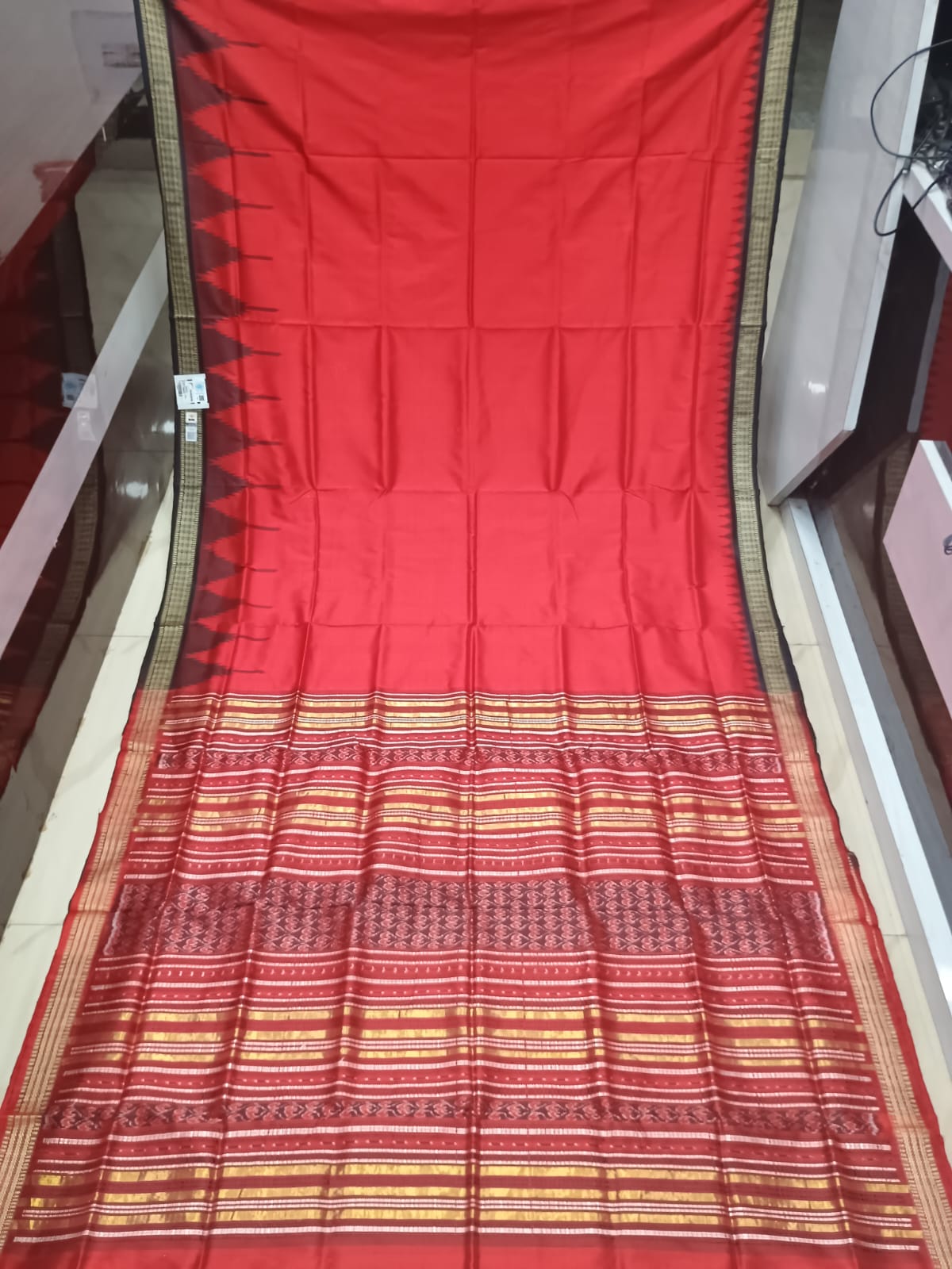 Red Black Phoda Kumbha Sambalpuri Silk Saree