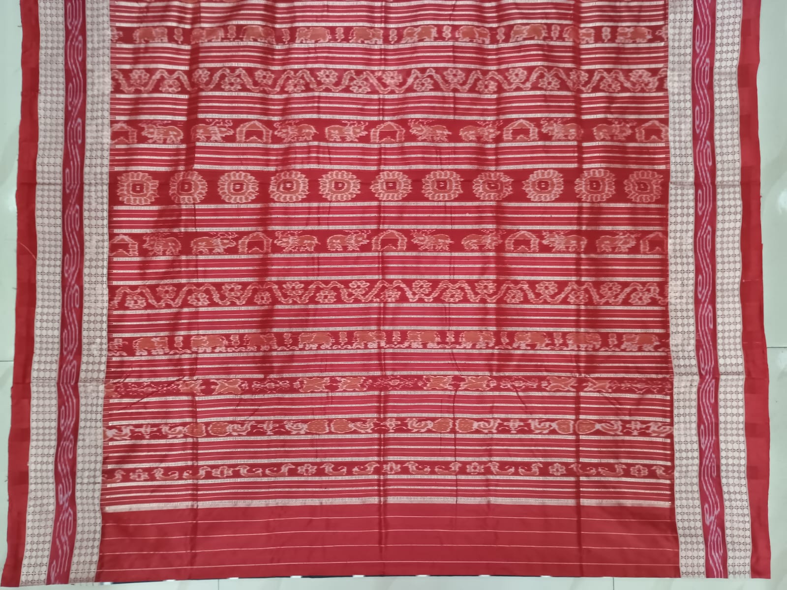 Black Red White Pasapali Design Sambalpuri Silk Saree