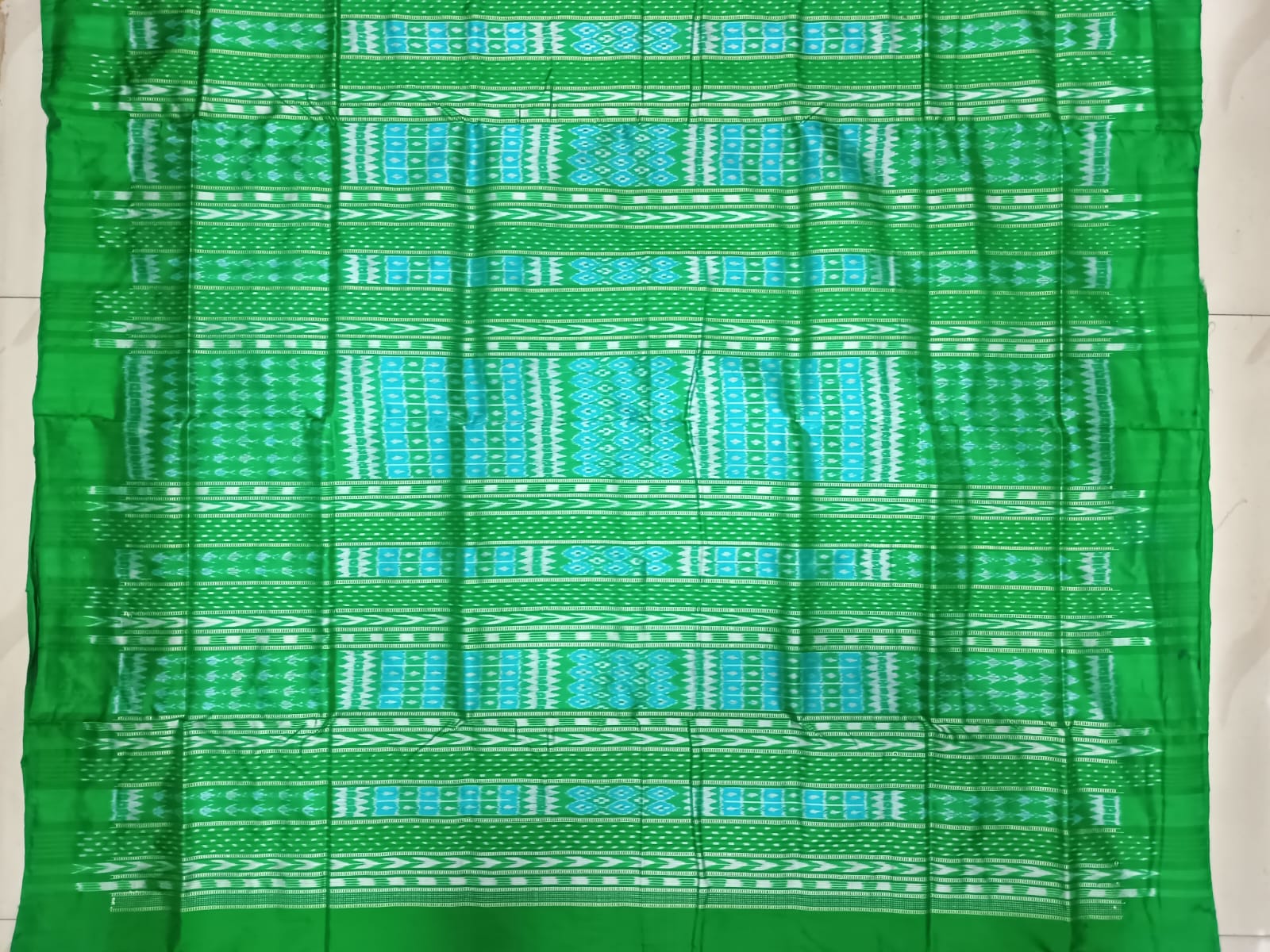 Red Green Leaf Ek Chandia Sambalpuri Silk Saree