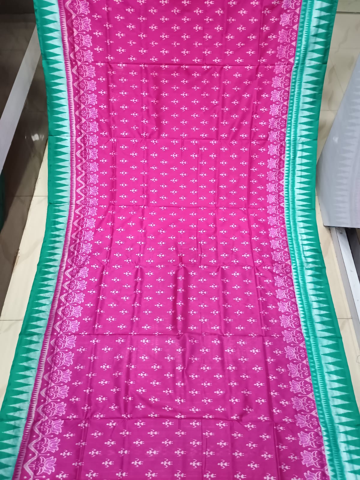 Magenta Sea Green Flower Ek Chandia Sambalpuri Silk Saree
