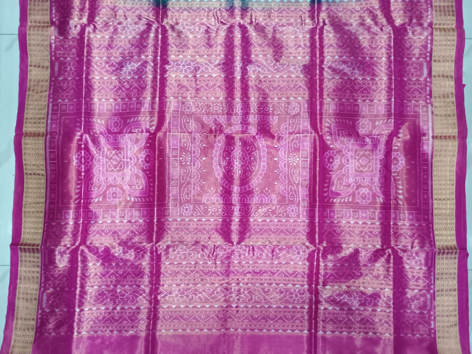 Sea Green Magenta Tribal Family Tissue Sambalpuri Silk Saree